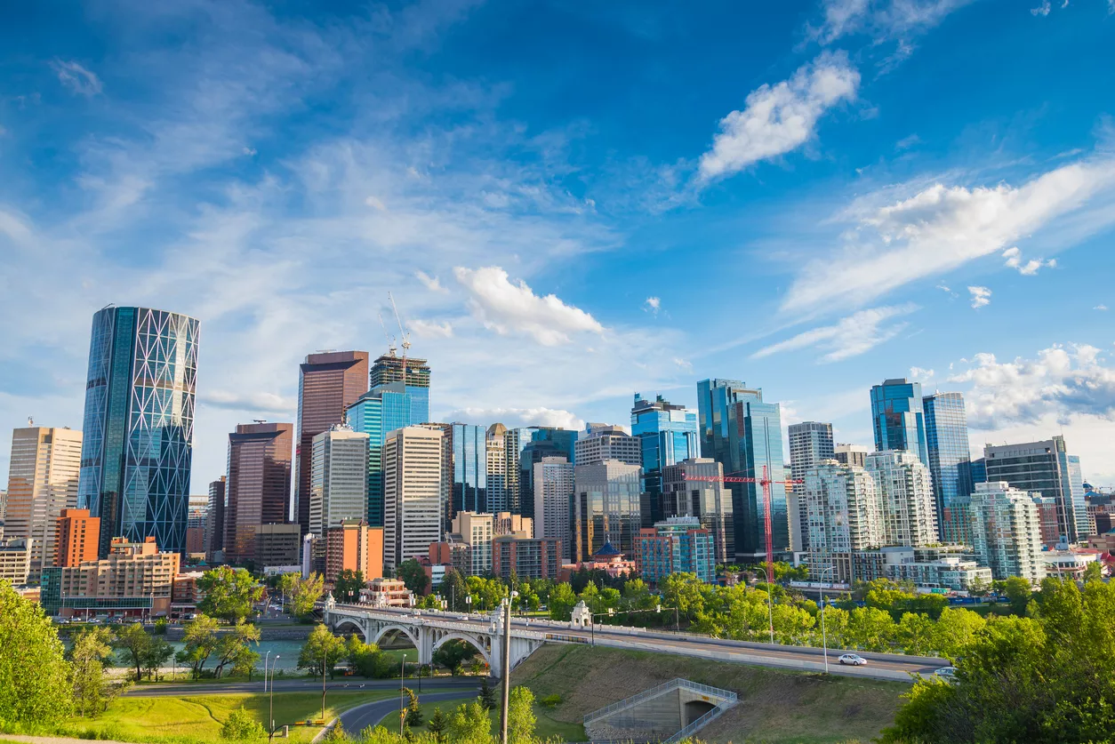 2601, 220 12th Avenue Southeast, Calgary, Alberta T2G 0R5, Canada - iStock-640905870_1_piwdqs