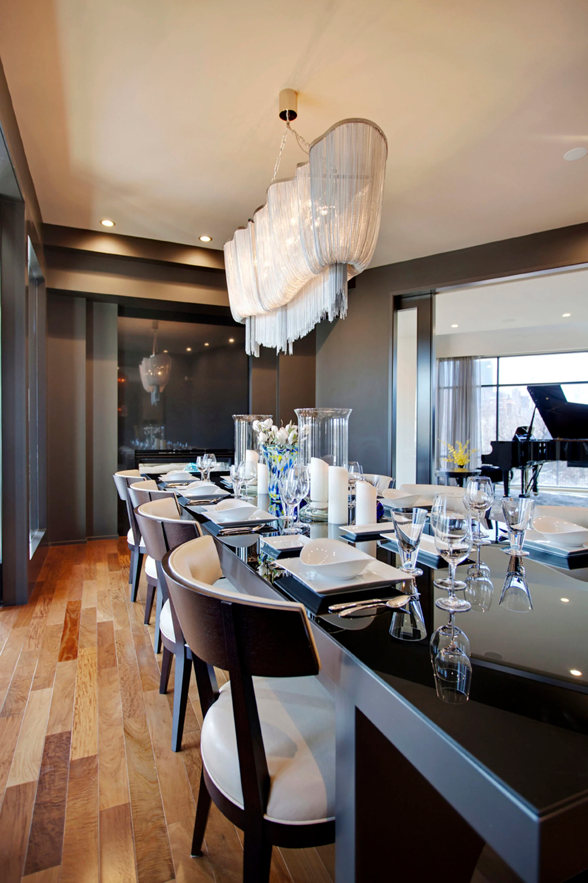 102 Crescent Road NW, Calgary, Alberta T2M 3Z9, Canada - 102-crescent-road-north-west-calgary-alberta-canada09_nhetvh