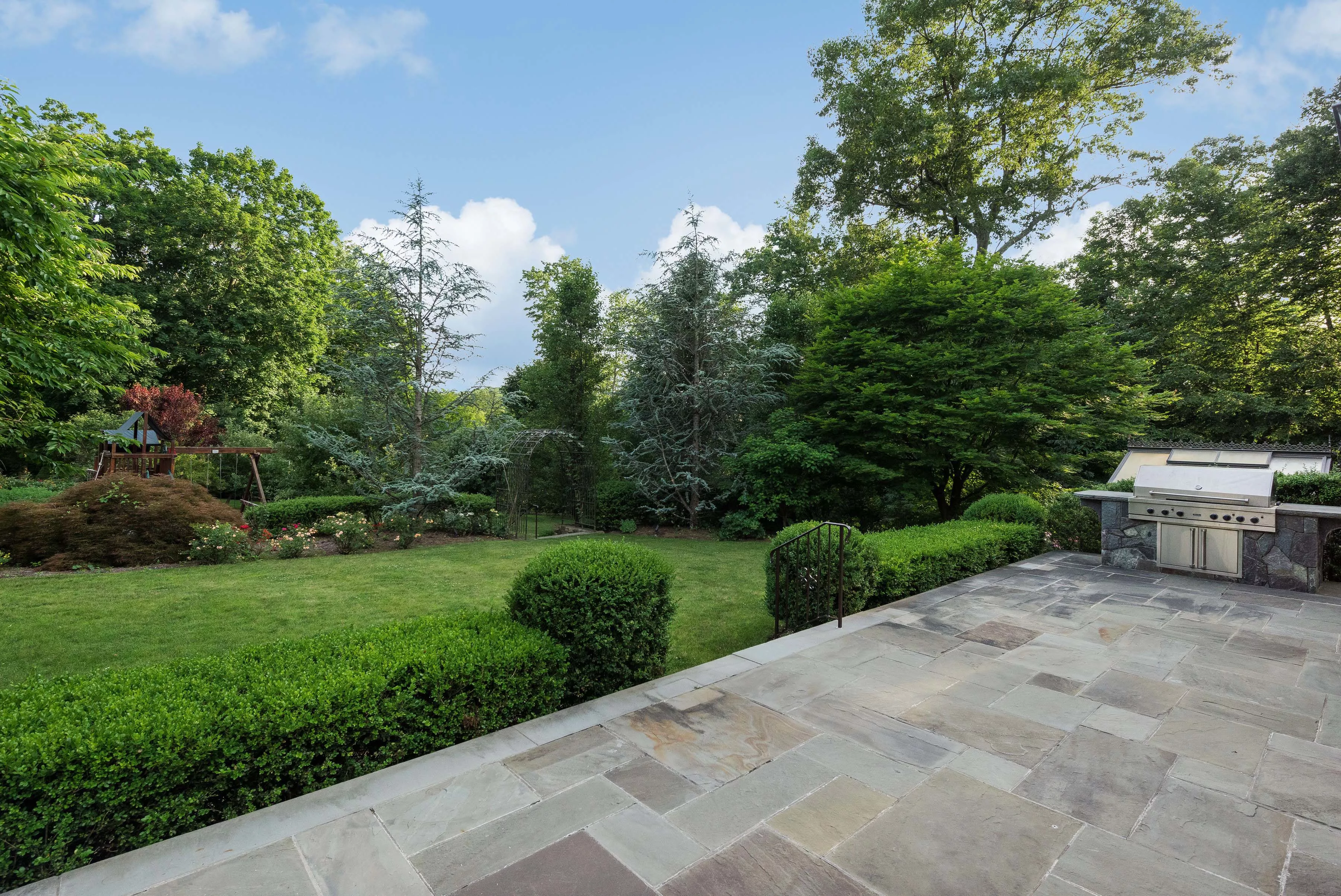 189 Beaver Dam Road, Katonah, New York 10536 - 189-beaver-dam-road-katonah-ny27_of0pff