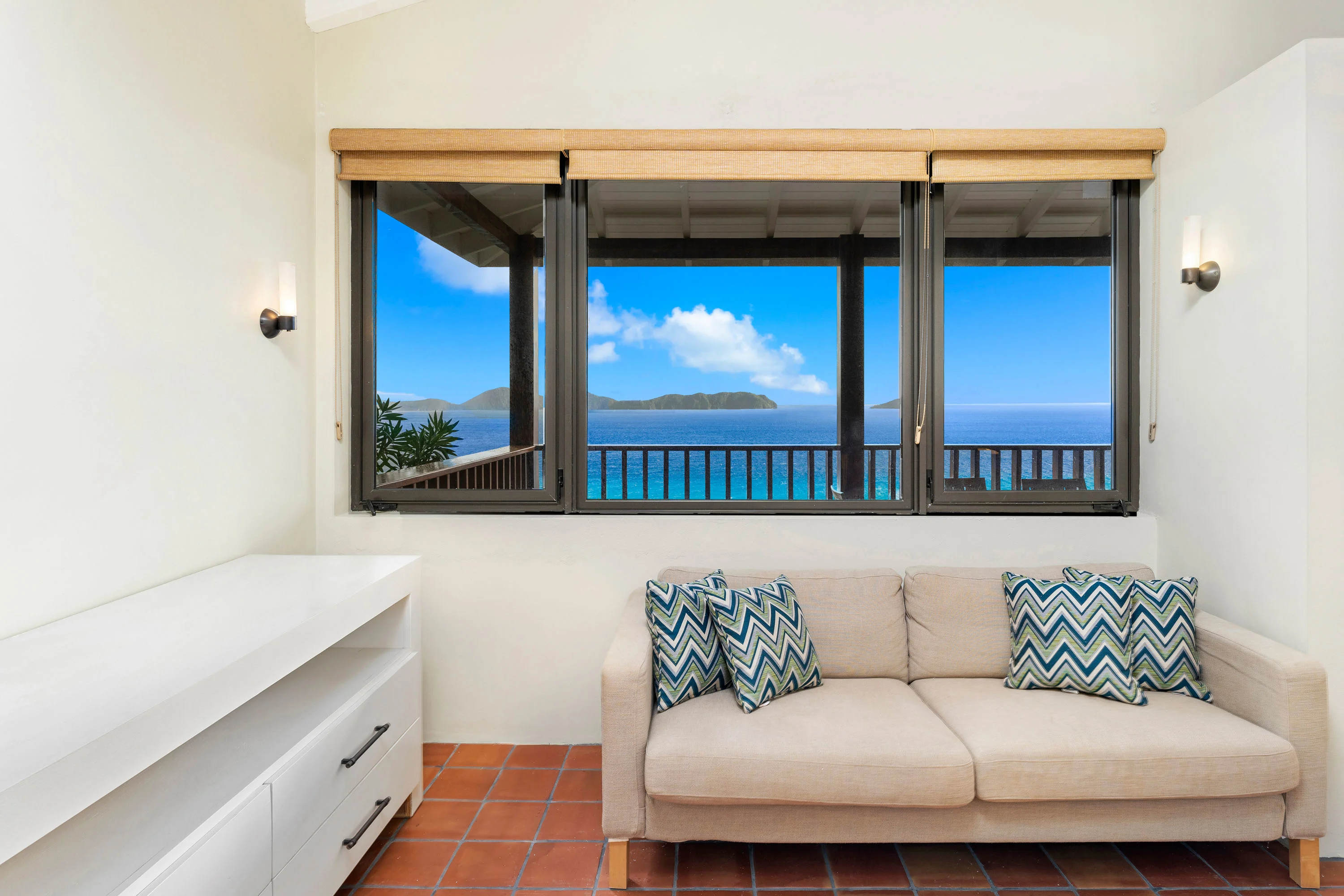 Adams Bay Tower Villa, Bequia, Bequia , St. Vincent & The Grenadines - adams-bay-tower-villa-bequia-st-vincent-grenadines16_zyqgw9