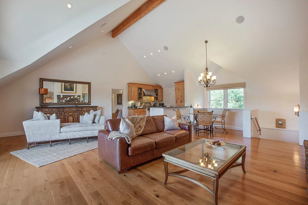 2618 & 2620 Silverado Trail North, Saint Helena, California 94574 - St-Hel-CA14_vgmh0s