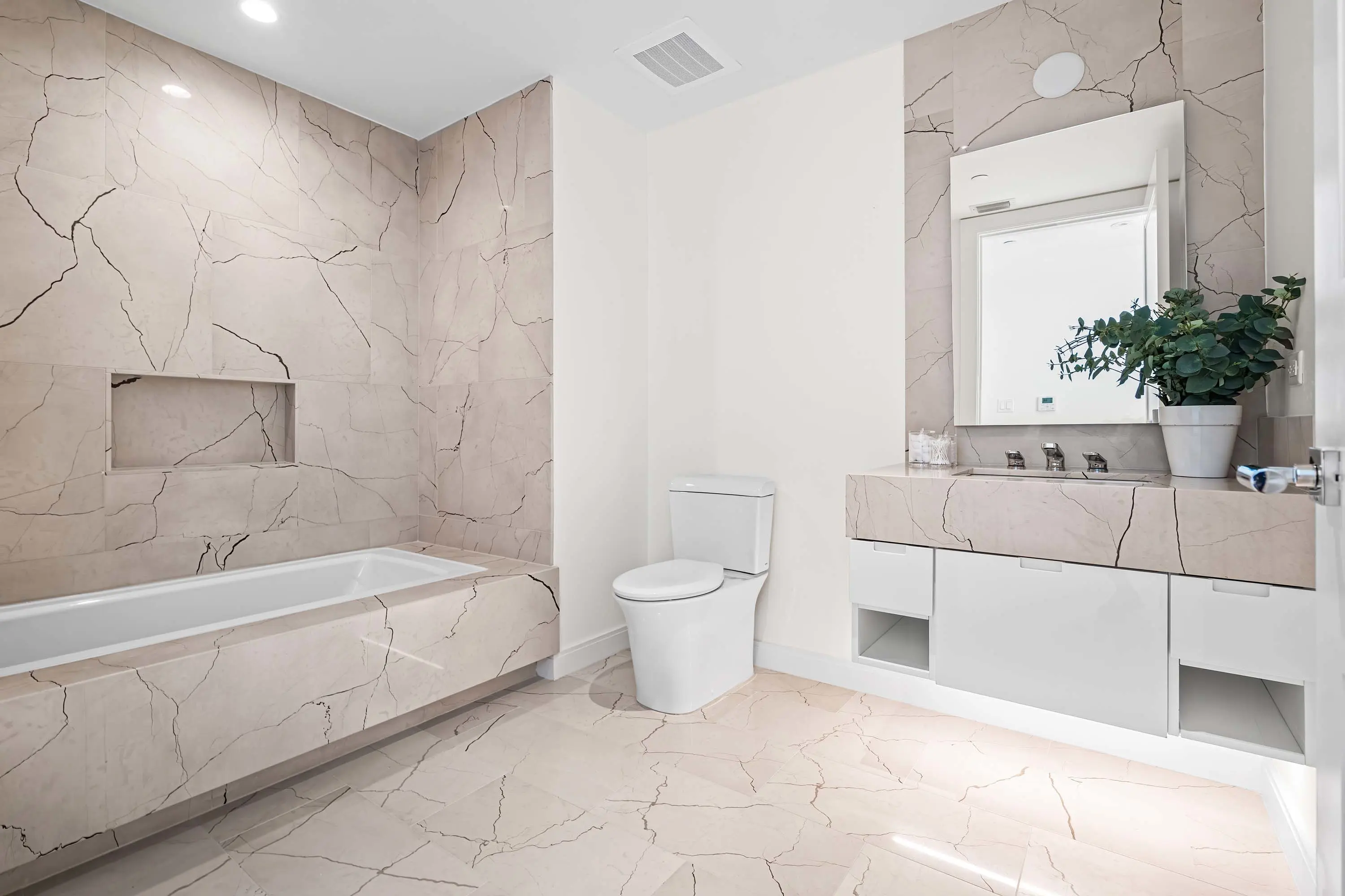 25 3550 S Ocean Blvd -5D - Luxury Real Estate - Concierge Auctions