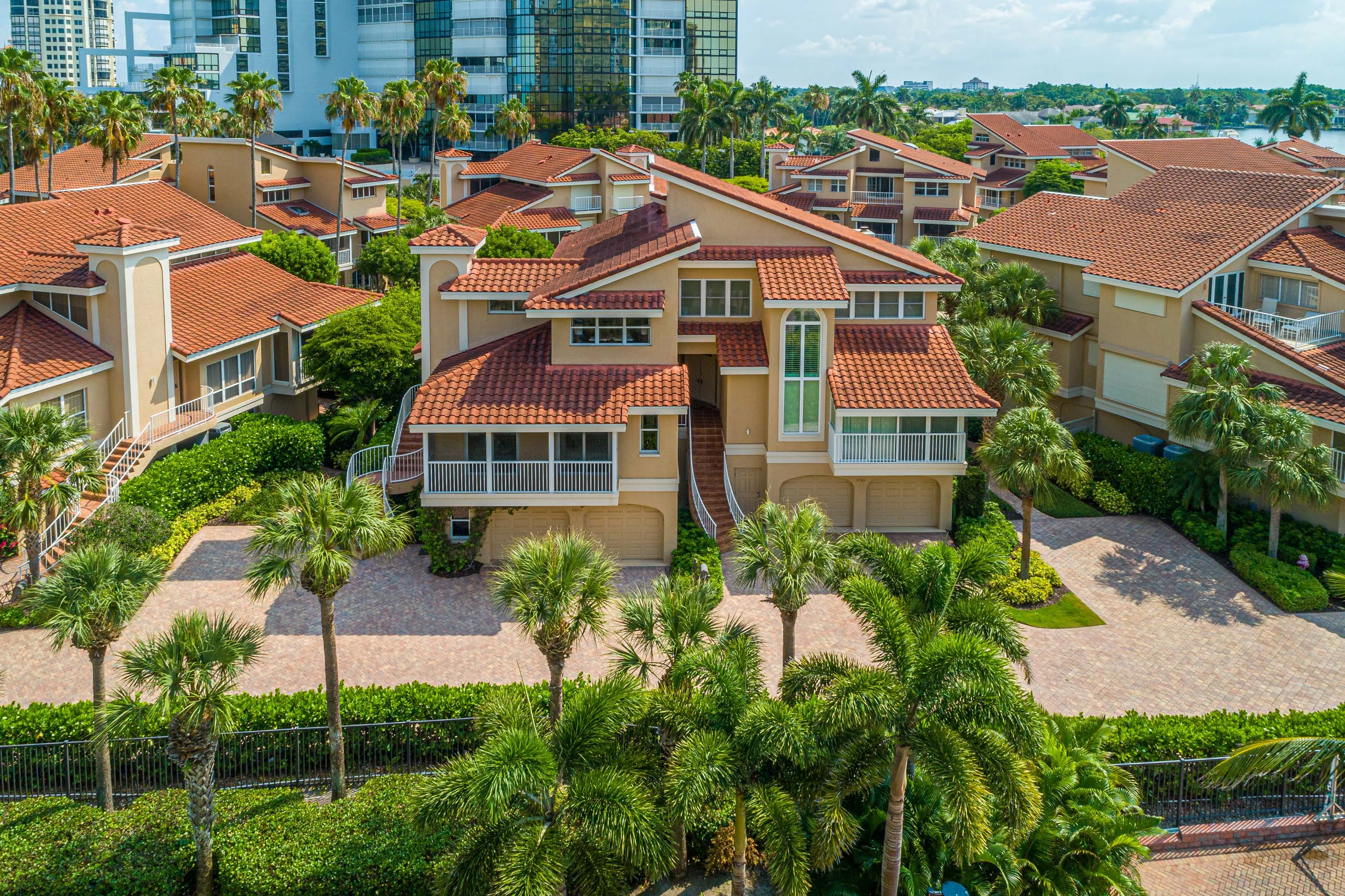4727 Villa Mare Lane, Naples, Florida 34103 - 4727_villa_mare_lane_naples_florida_04_gctfgt