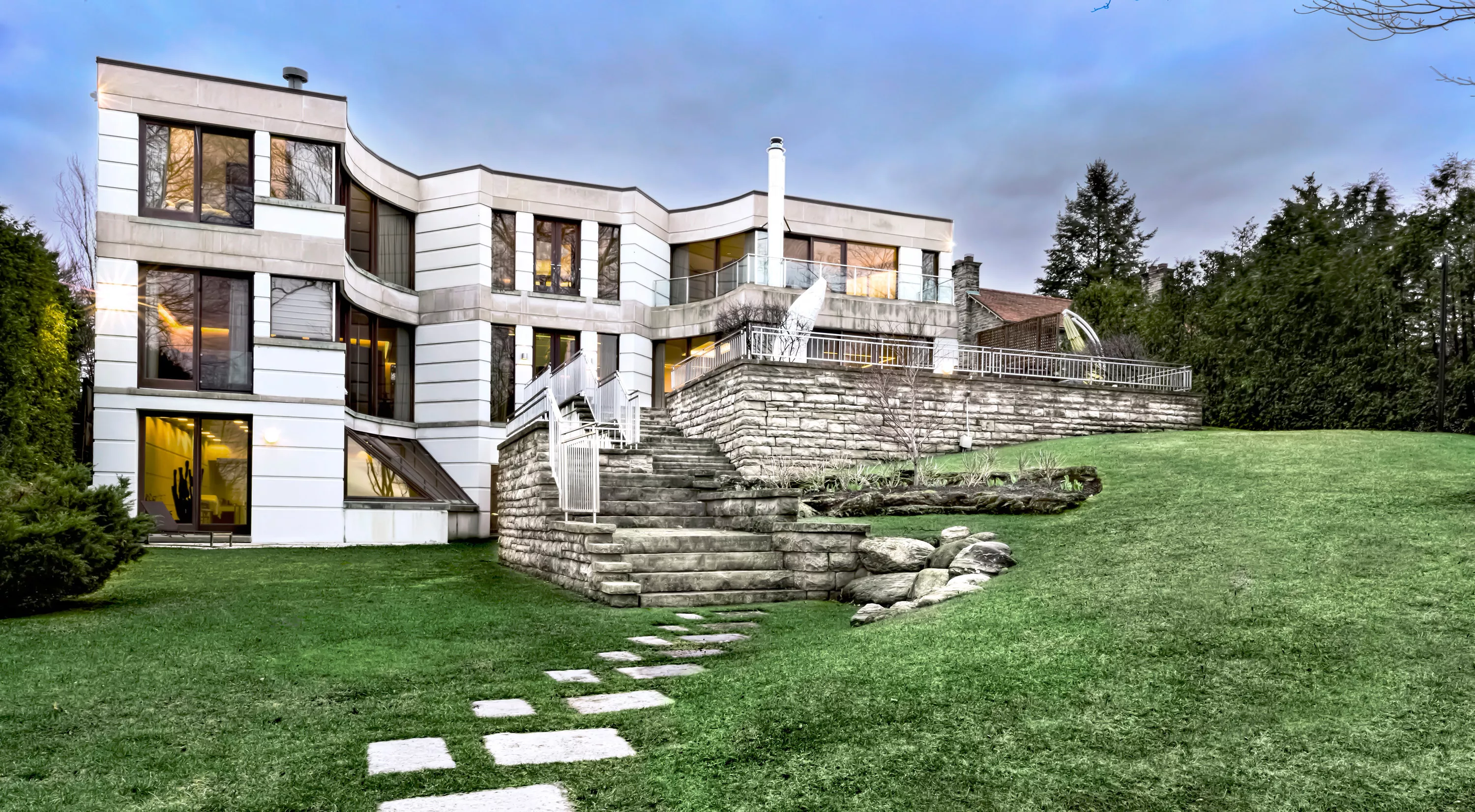 75 Highland Crescent, Toronto, Ontario M2L1G7, Canada - 75-highland-crescent-toronto-canada-luxury-real-estate-10_pvrlwu