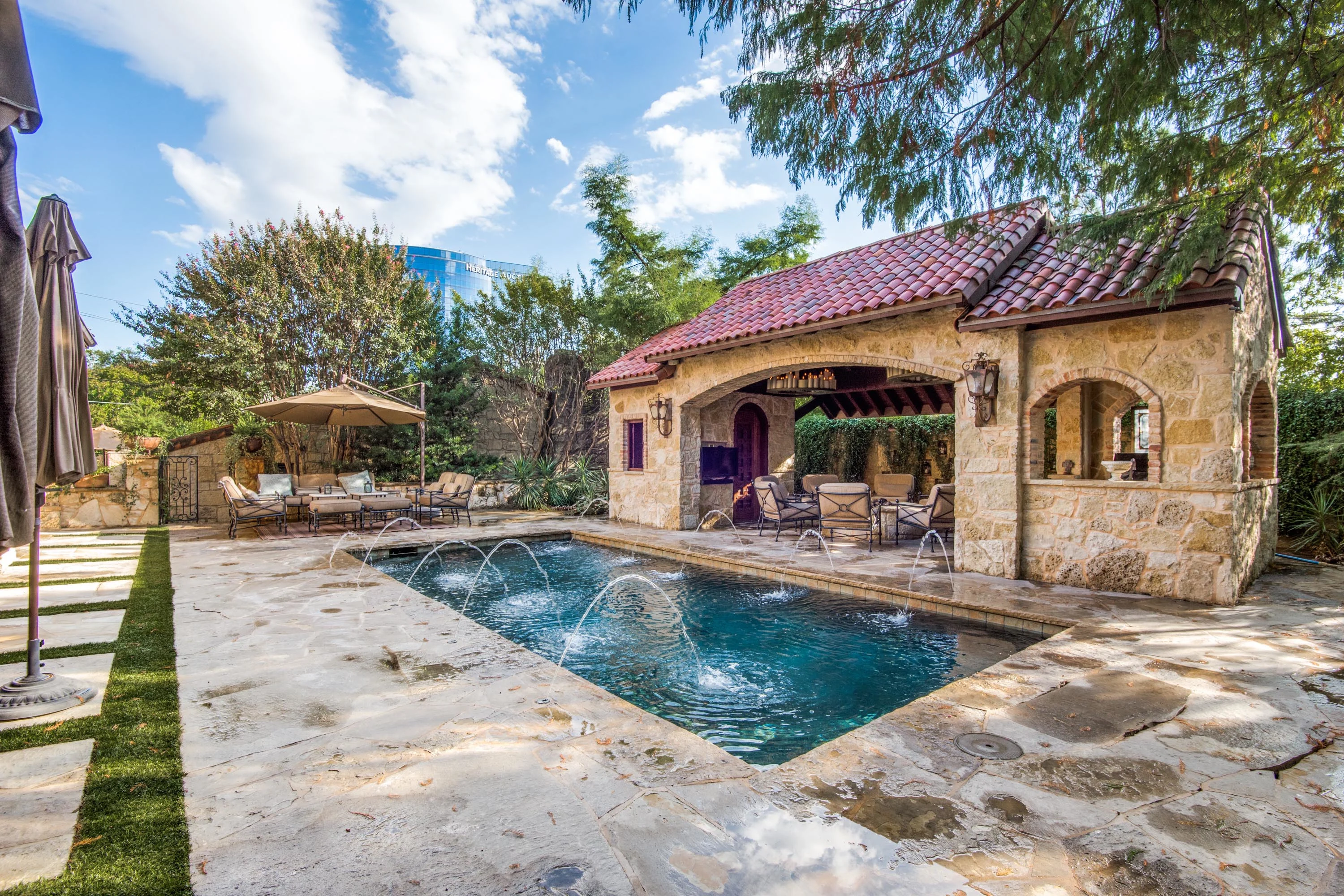 2505 Welborn Street, Turtle Creek, Dallas, Texas 75219 - 2505-welborn-street-dallas-texas46_vd1ggq