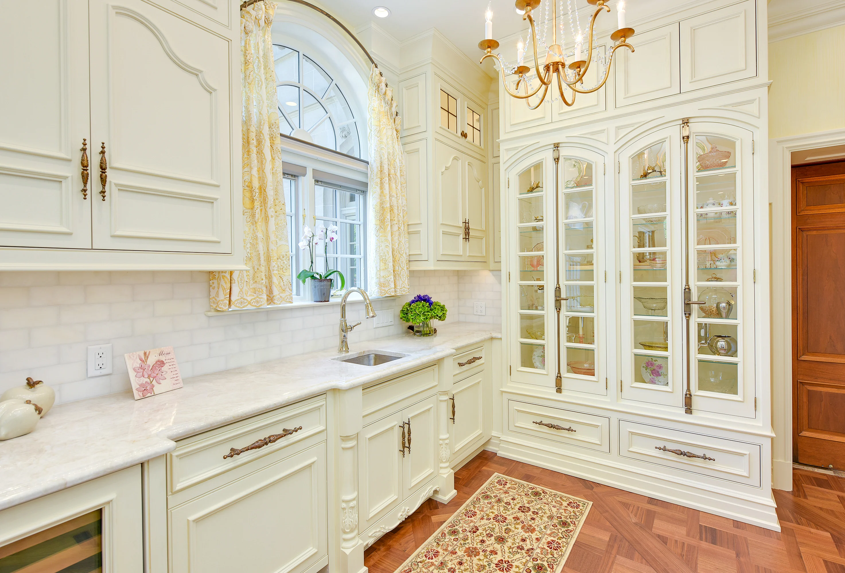 5270 N Lake Drive, Whitefish Bay, Wisconsin 53217 - 5270-N-Lake-Drive-12_mlijat