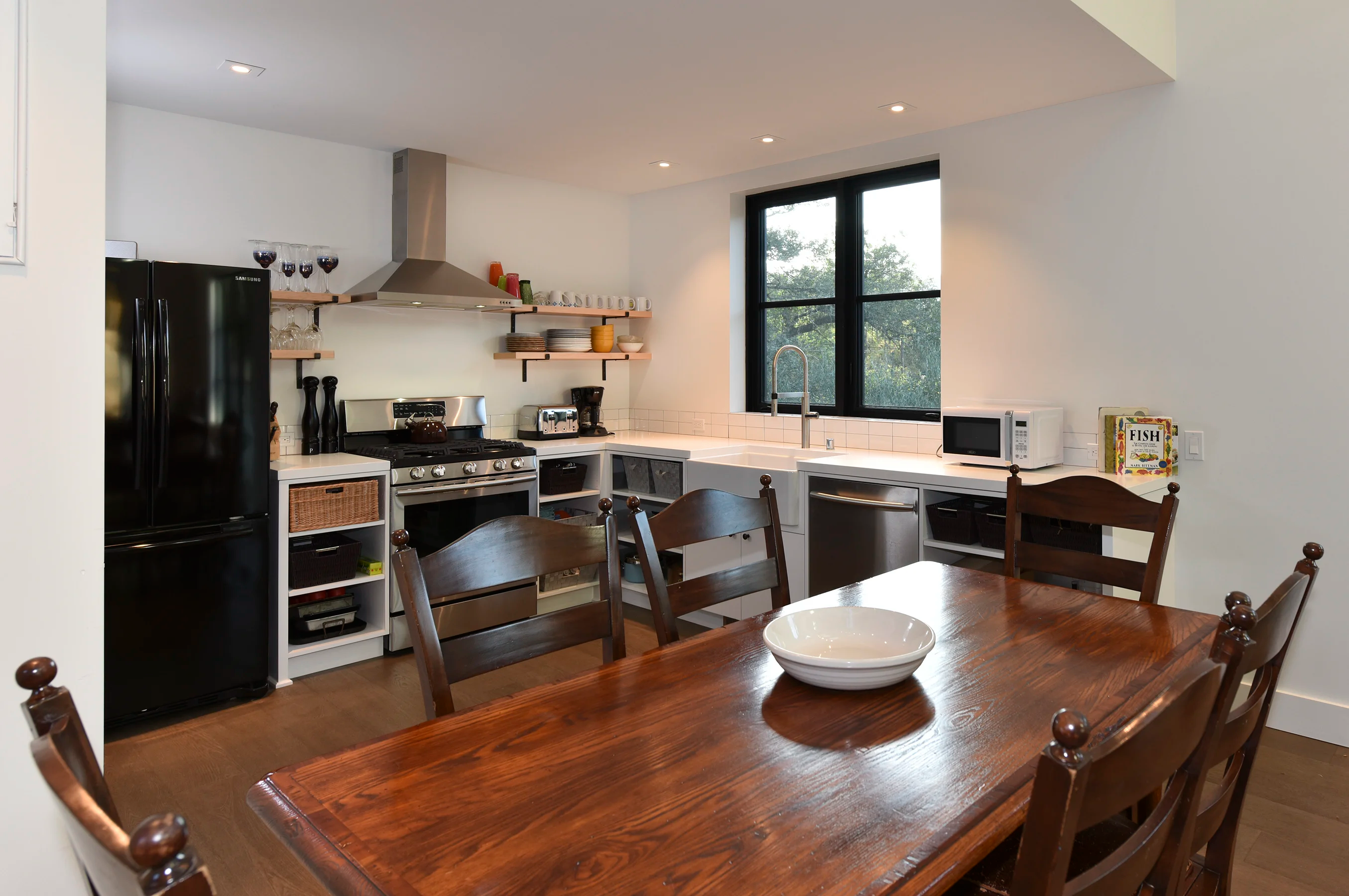 2618 & 2620 Silverado Trail North, Saint Helena, California 94574 - St-Hel-CA52_zvfk4f