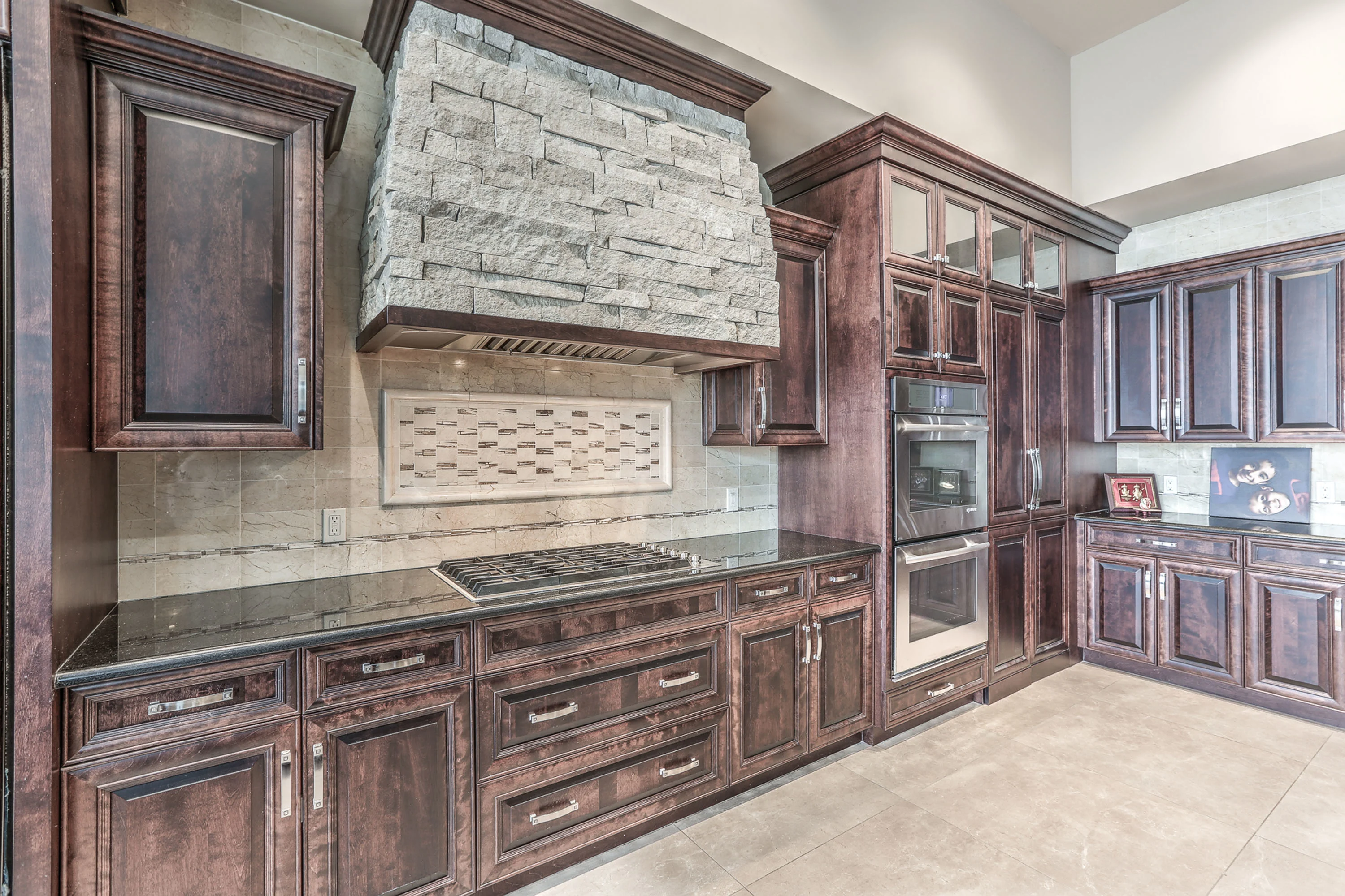 17445 Valley Drive , Omaha, Nebraska 68130 - 17445-valley-drive-omaha-nebraska09_rb4ord