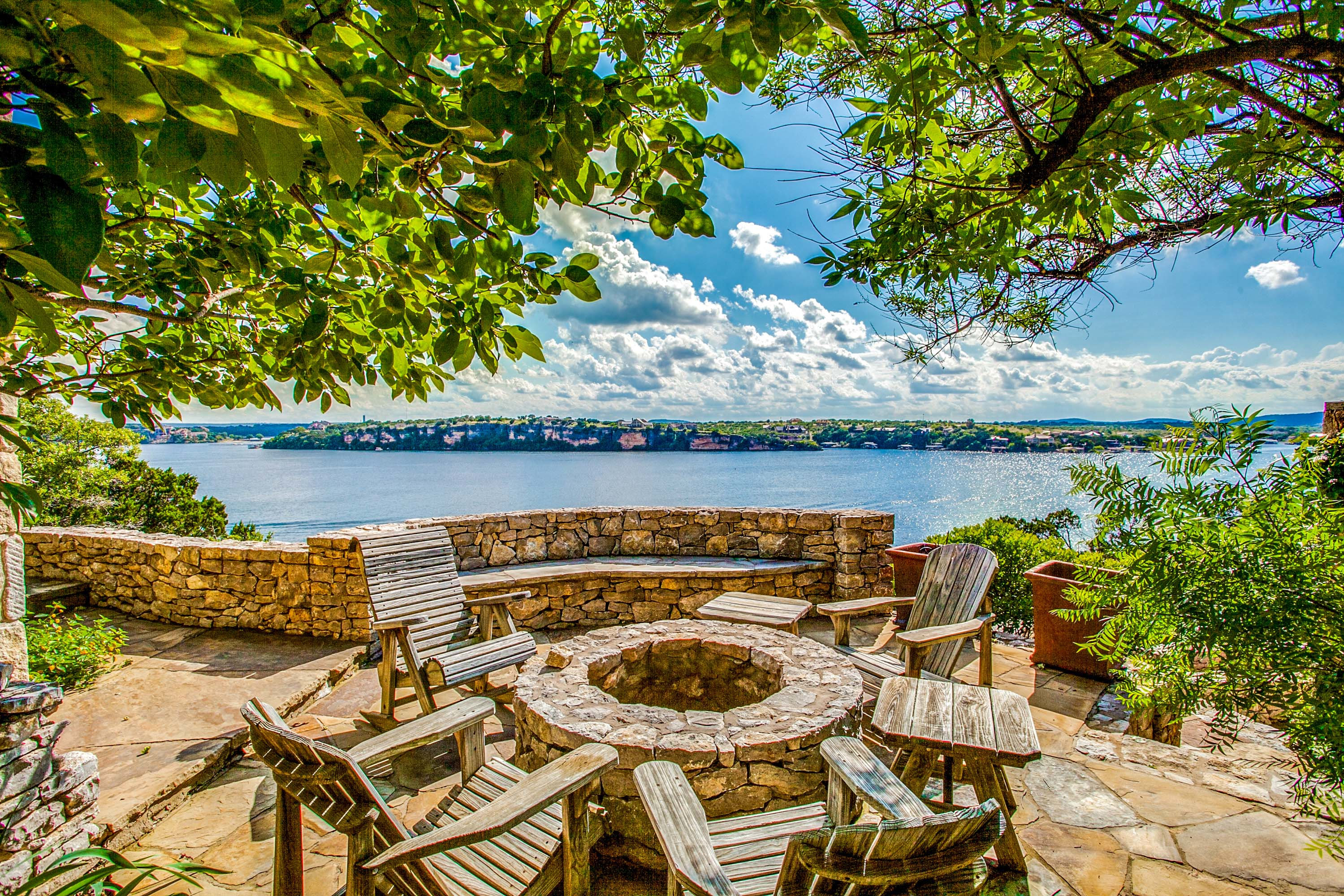 41 1011 Lakeview Point Drive - Luxury Real Estate - Concierge Auctions