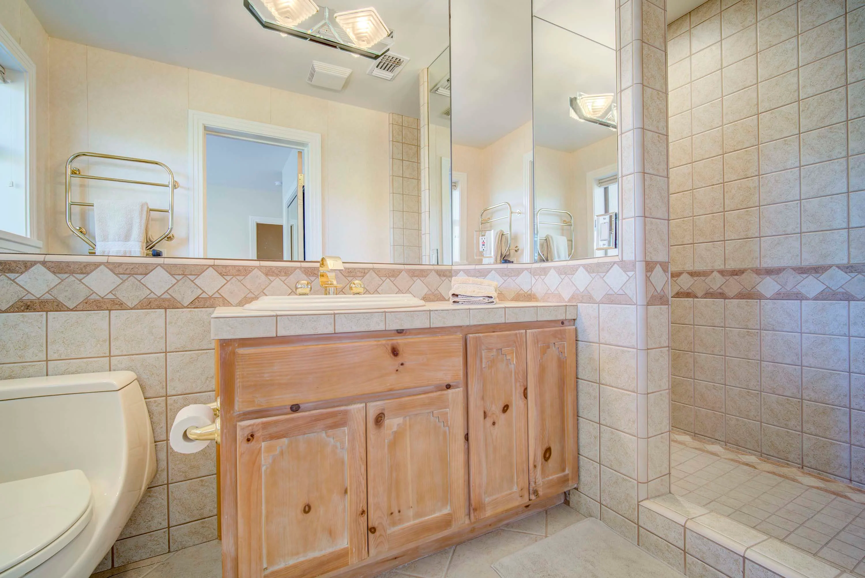 11391 Overhill Drive, Near Lake Tahoe, California 95602 - 11391-overhill_33_nravuw