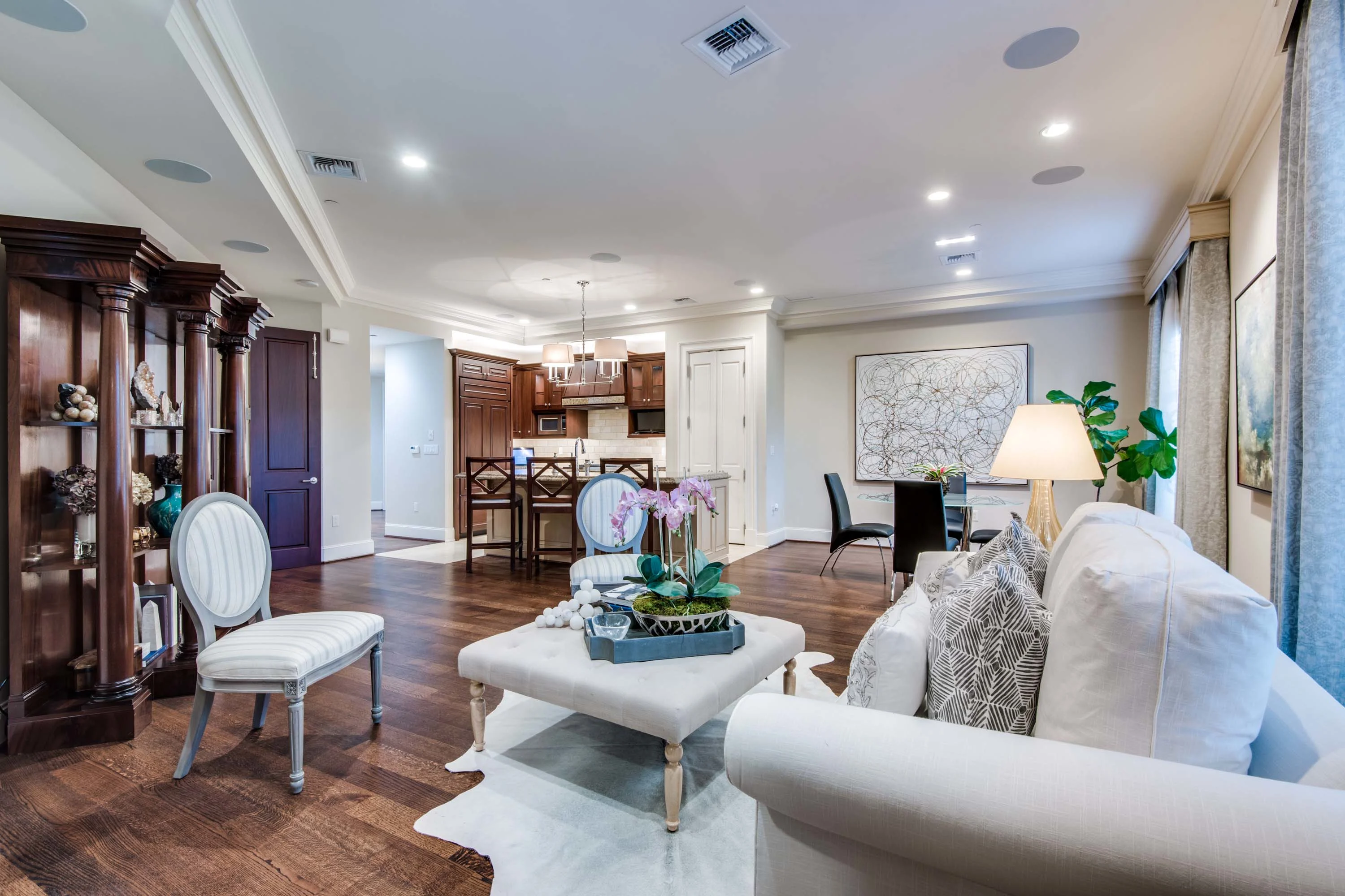 2555 North Pearl Street, #202, Ritz-Carlton Residences, Dallas, Texas 75201 - 2555-north-pearl-street-dallas-texas_10_ccsbw3