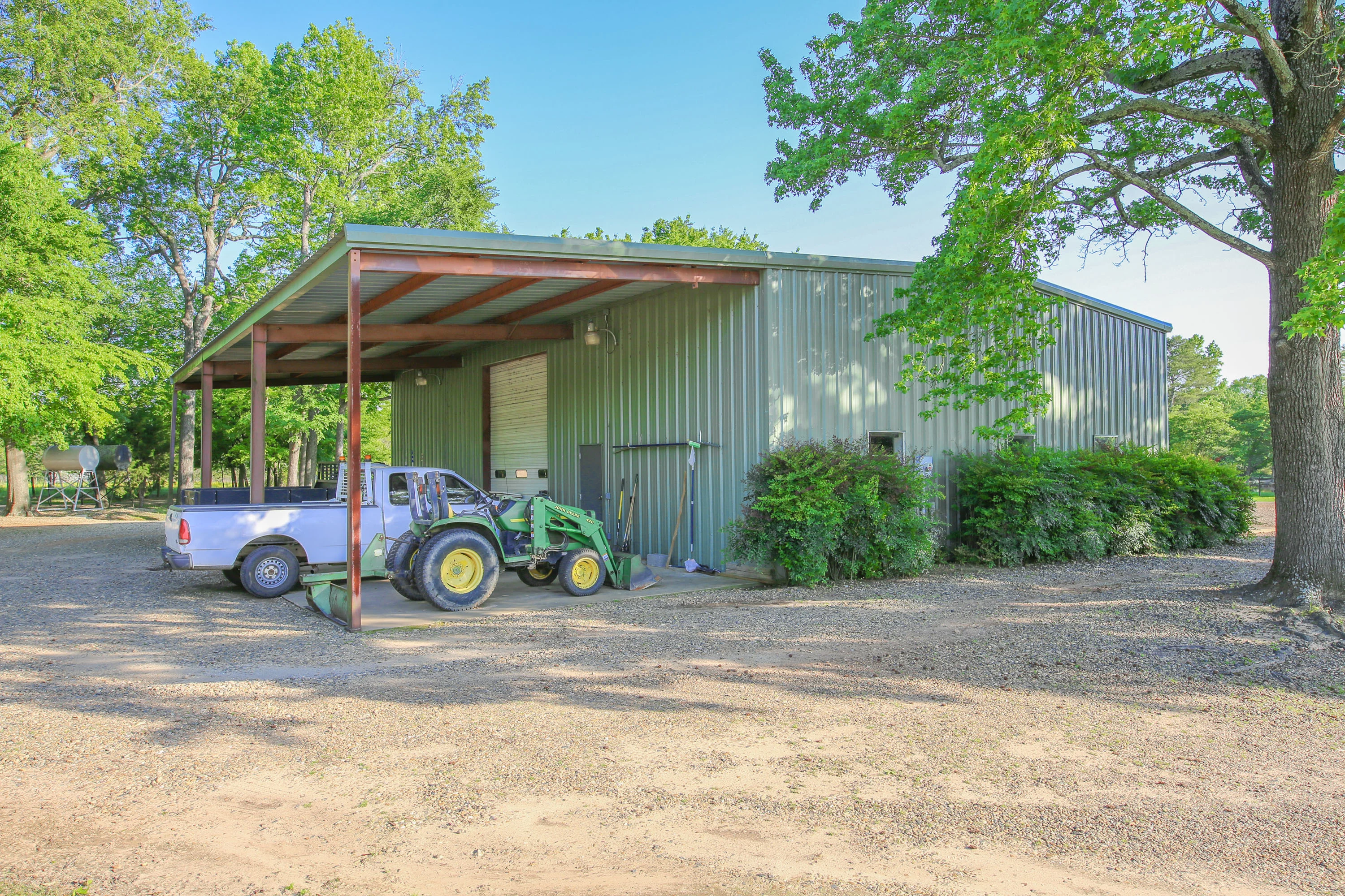 800 South Greer Boulevard, Pittsburg, East Texas, Texas 75686 - pilgrim-estate-800-s-greer-blvd-east-texas-65_lq5orb