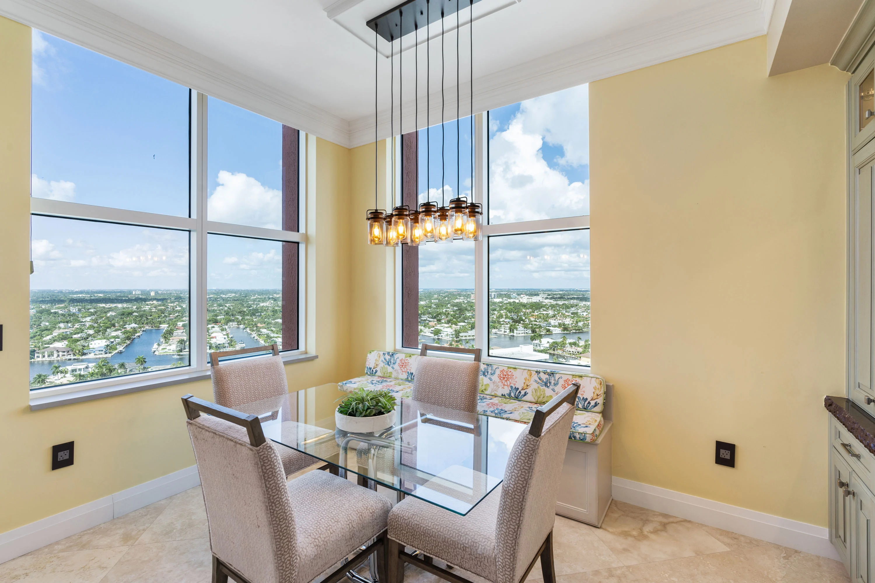 2110 N Ocean Blvd #26D, Fort Lauderdale, Florida  33305 - 2110_N_Ocean_Blvd_17_jqwuxp