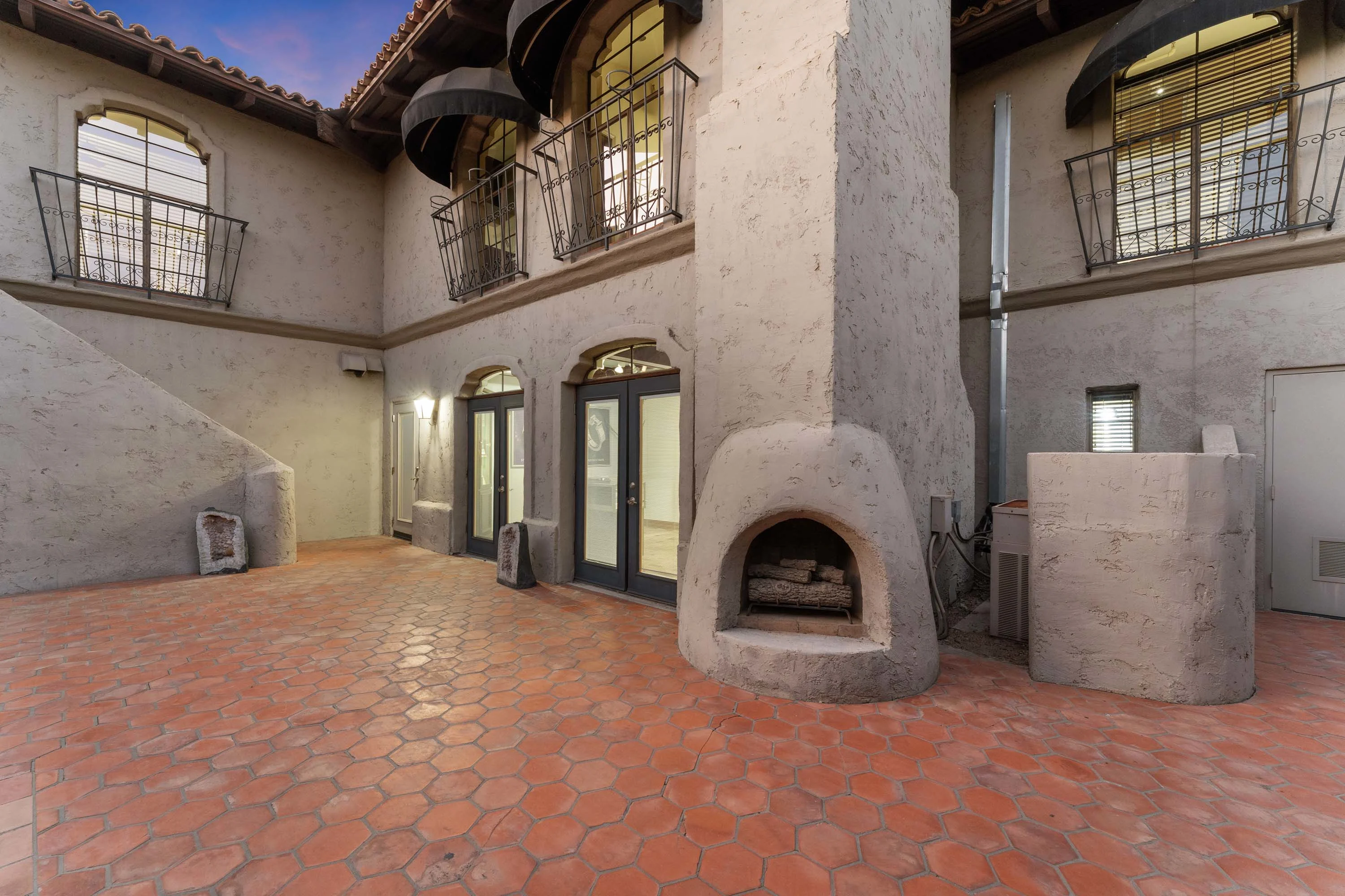 13845 North Scottsdale Road, Scottsdale, Arizona 85254 - 21_-_8-print-MTW02916_aykha2