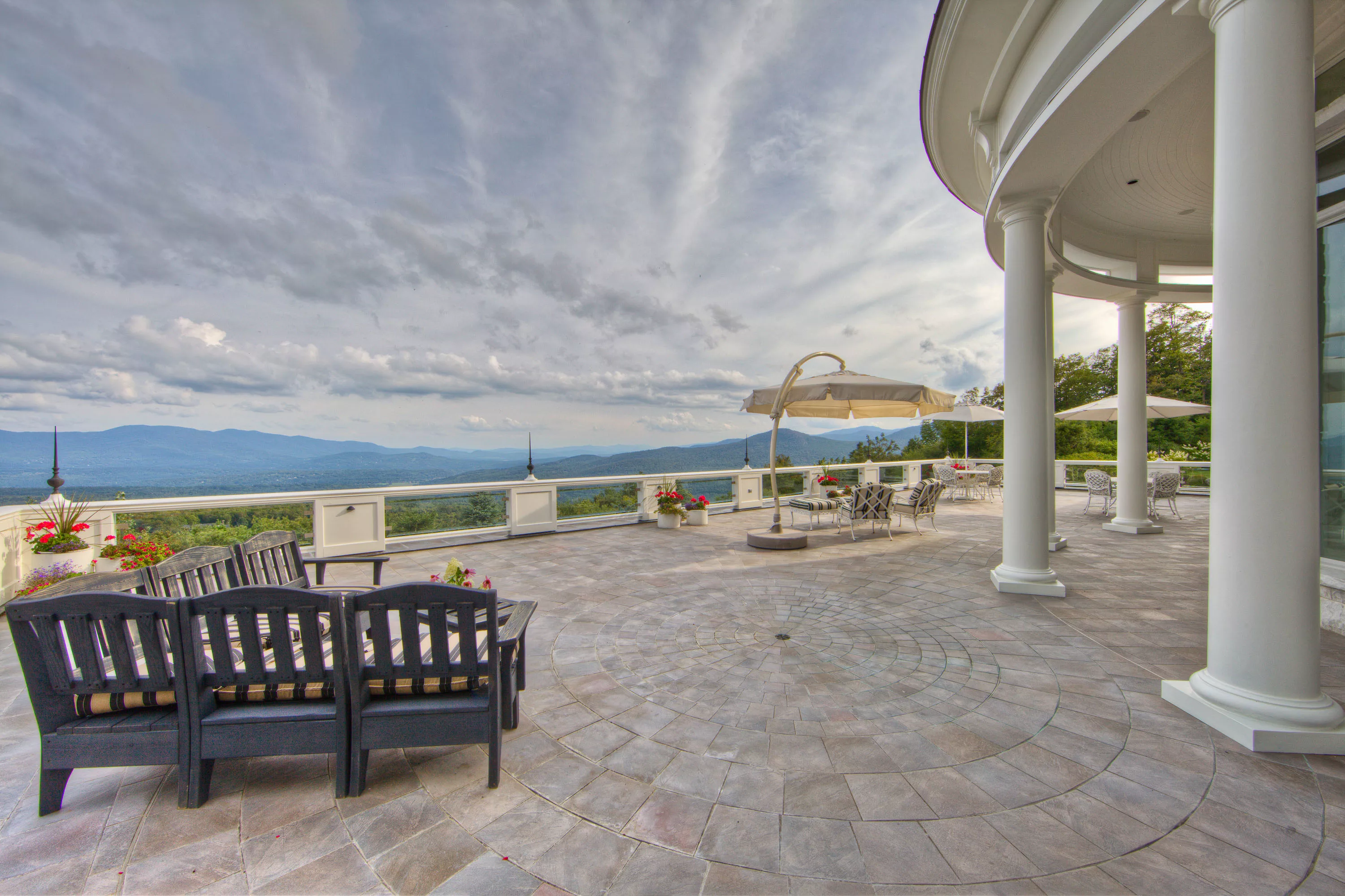 189 Upper Springs Road, Stowe, Vermont 05672 - 189-upper-springs-road-stowe-vermont-07-28-18-45-4545_uiibgq