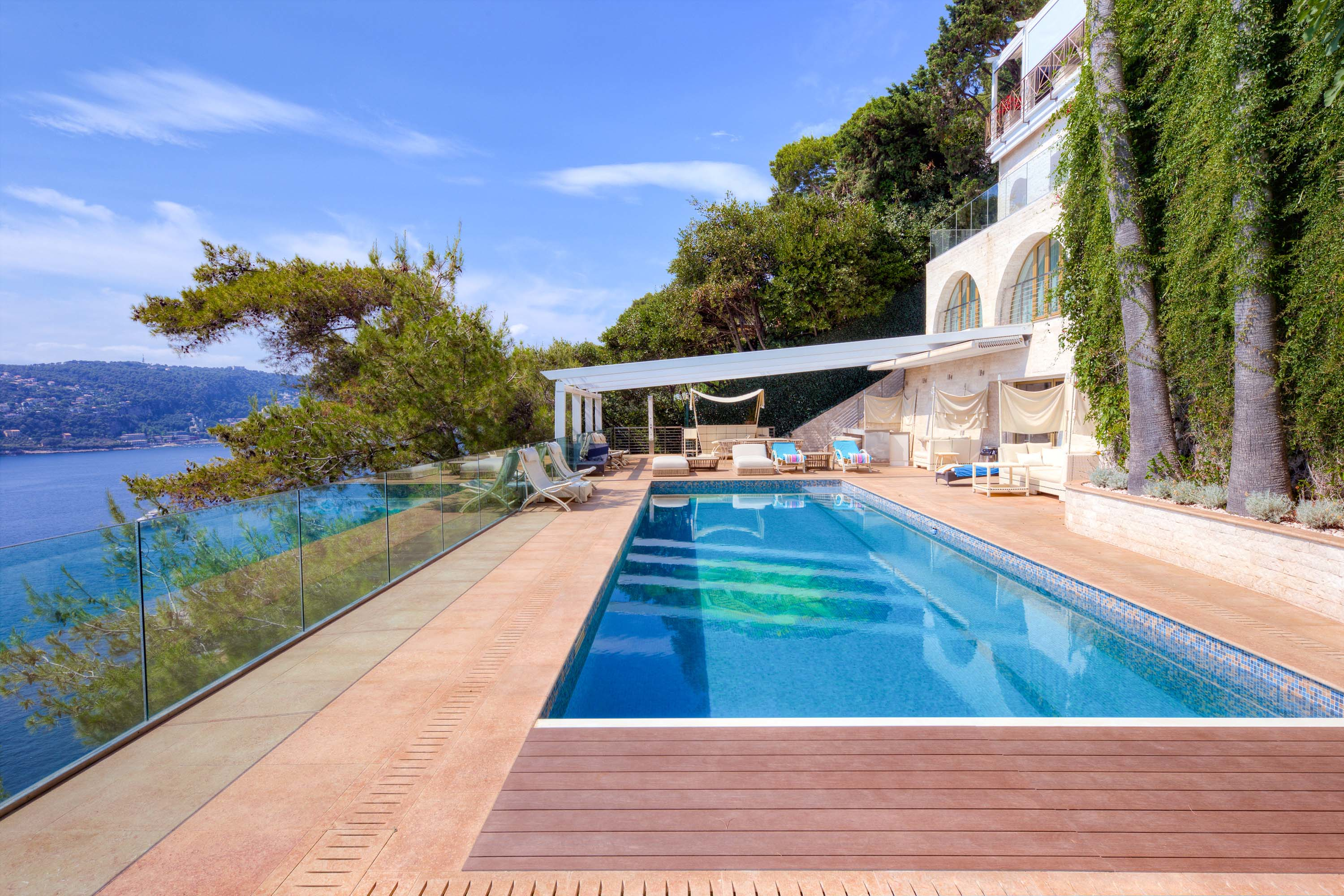 37 CHANTEVENT 1 - 95 Boulevard Du General de Gaulle, St Jean cap Ferrat, 06230, France - Luxury Real Estate - Concierge Auctions
