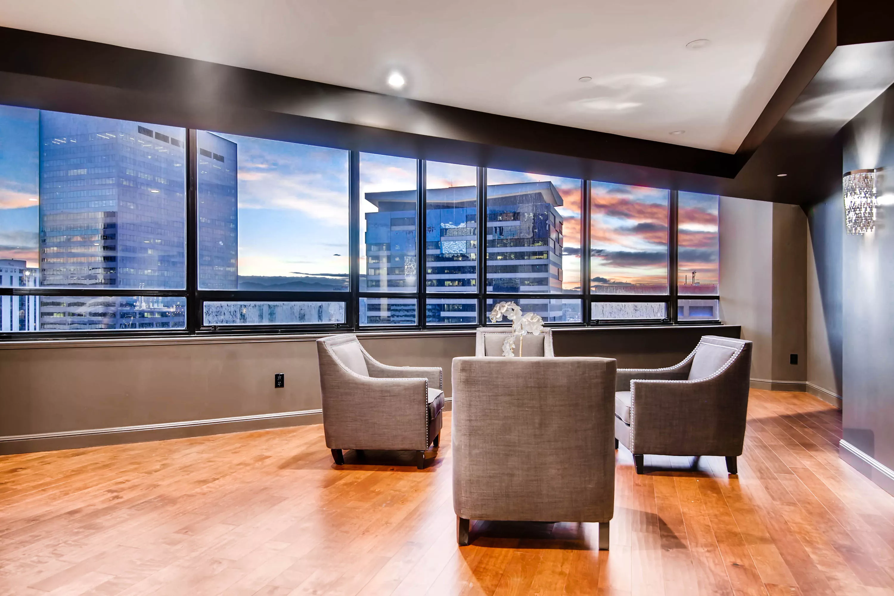 1891 Curtis St #1913, Denver, Colorado 80202 - 1891-curtis-street-denver-colorado06_wcen4s