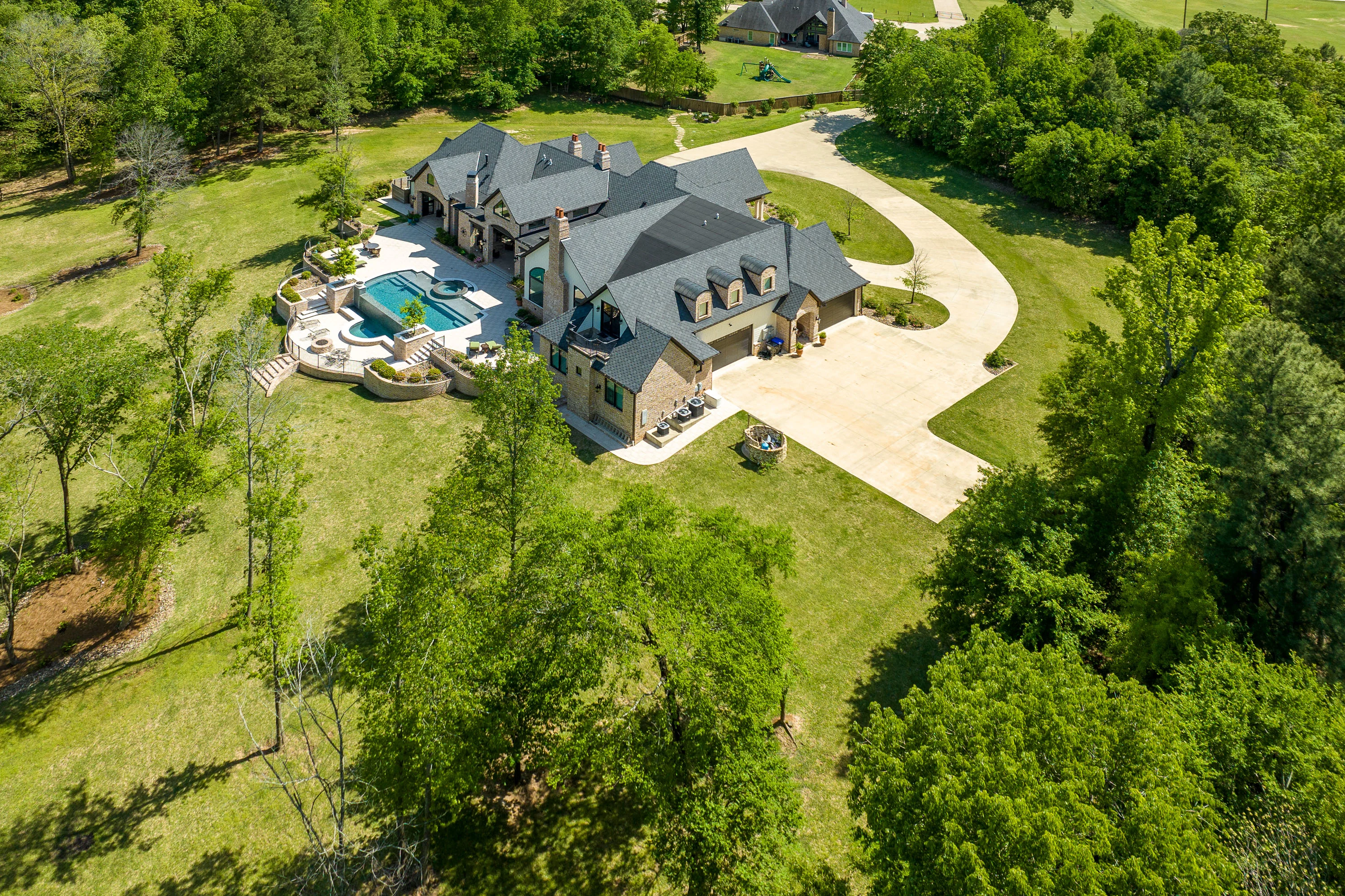 3710 Champions Ridge Lane, Longview, Texas 75605 - 3710_Champions_Ridge_Ln_37_zogouv
