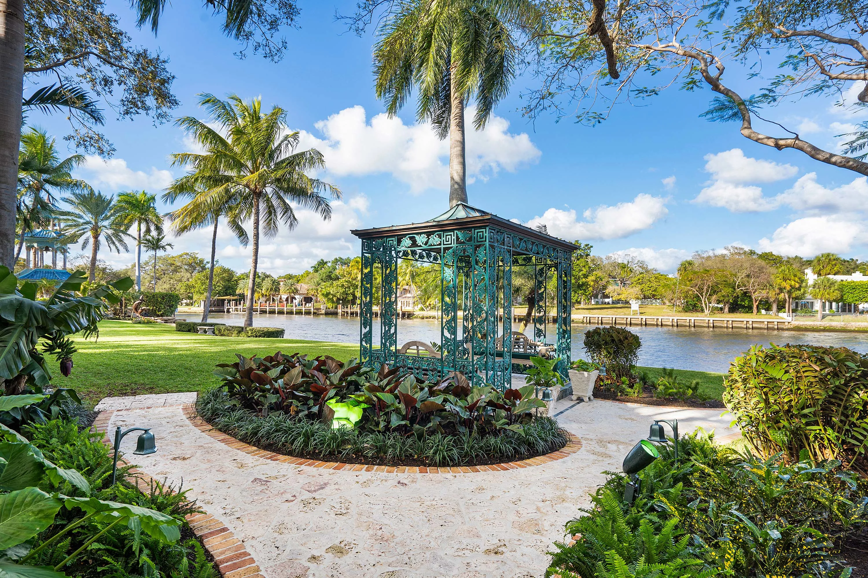1575 Ponce De Leon Drive, Fort Lauderdale, Florida 33316 - 1575_ponce_de_leon_drive_40_qllgau
