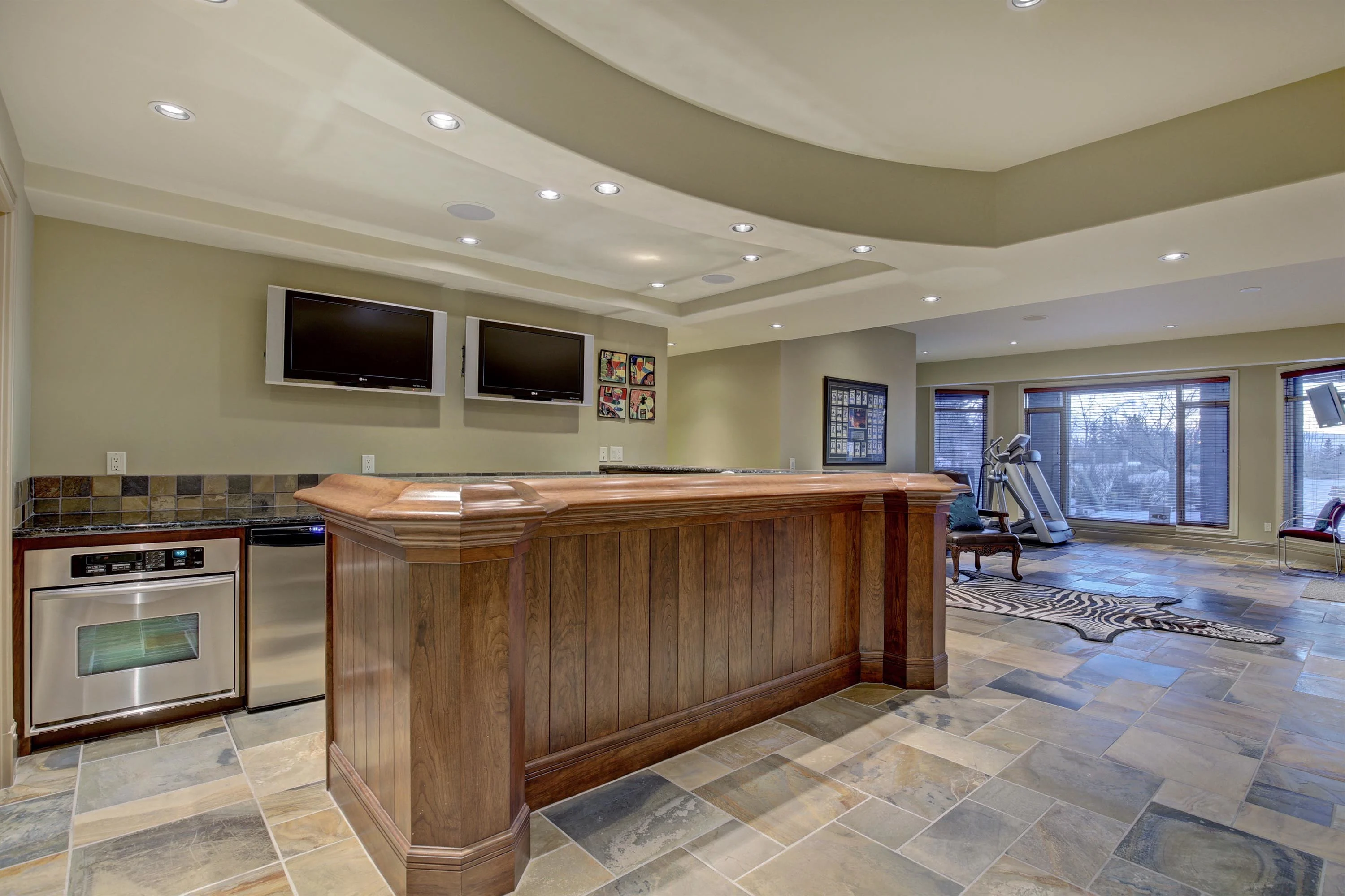82031 202 Avenue West, Calgary, Alberta T1S 2X2, Canada - 82031-202-avenue-w-foothills-alberta-canada35_pweo0j