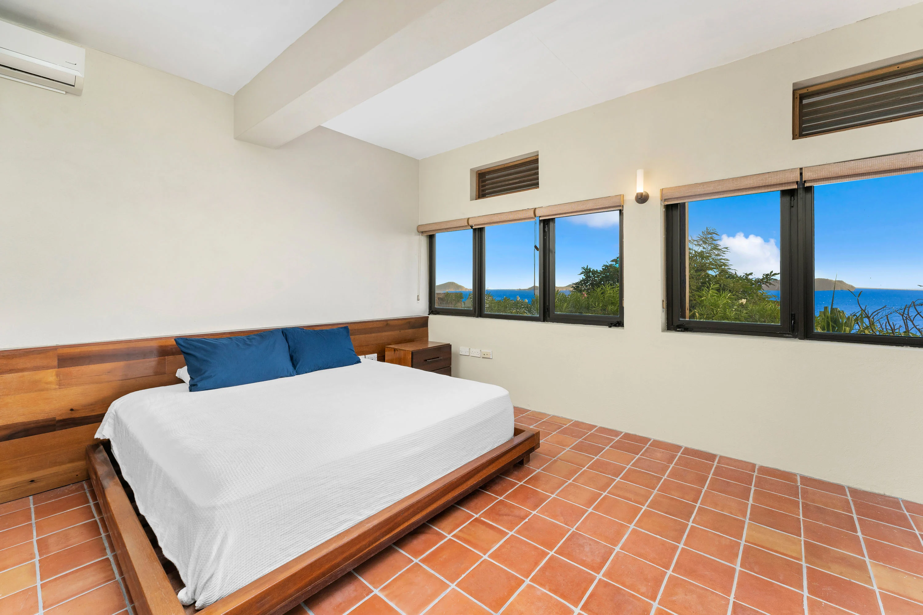 Adams Bay Tower Villa, Bequia, Bequia , St. Vincent & The Grenadines - adams-bay-tower-villa-bequia-st-vincent-grenadines18_jwd3gn