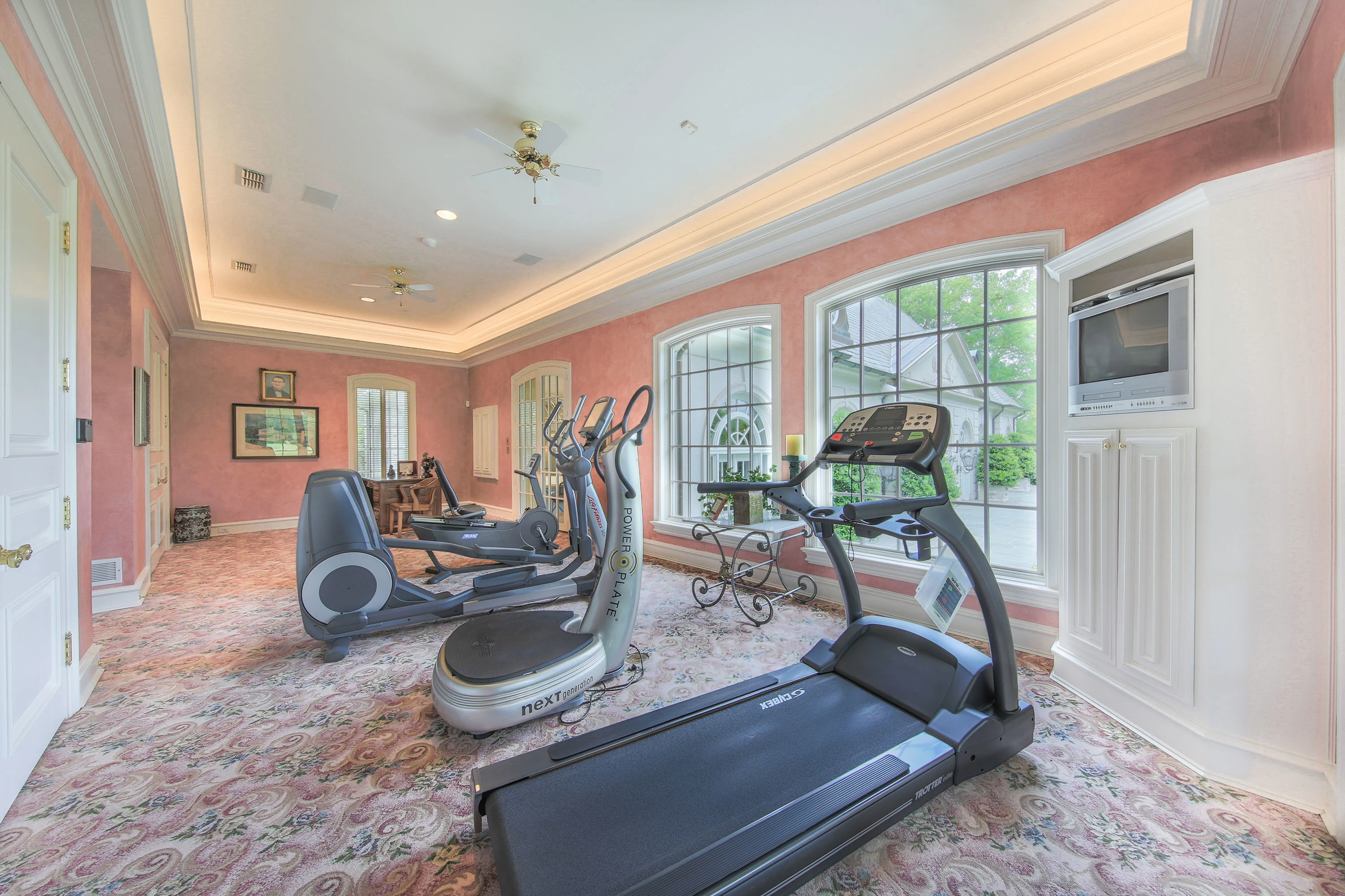 800 South Greer Boulevard, Pittsburg, East Texas, Texas 75686 - pilgrim-estate-800-s-greer-blvd-east-texas-11_dp5nx1