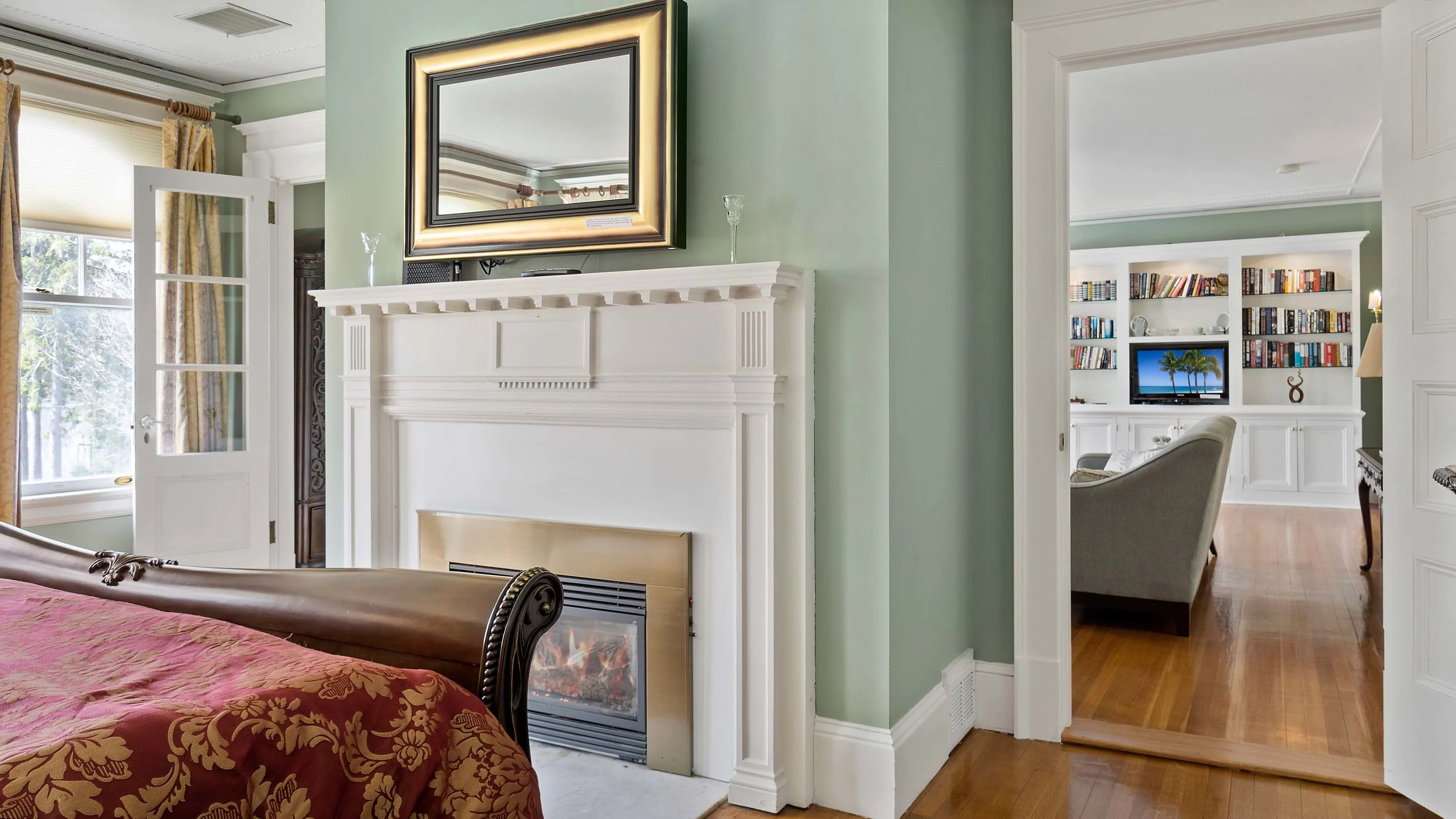 51 Walker Street, The Berkshires, Massachusetts 01240 - gateways-inn-51-walker-street-lenox-massachusetts27_c0hzvr