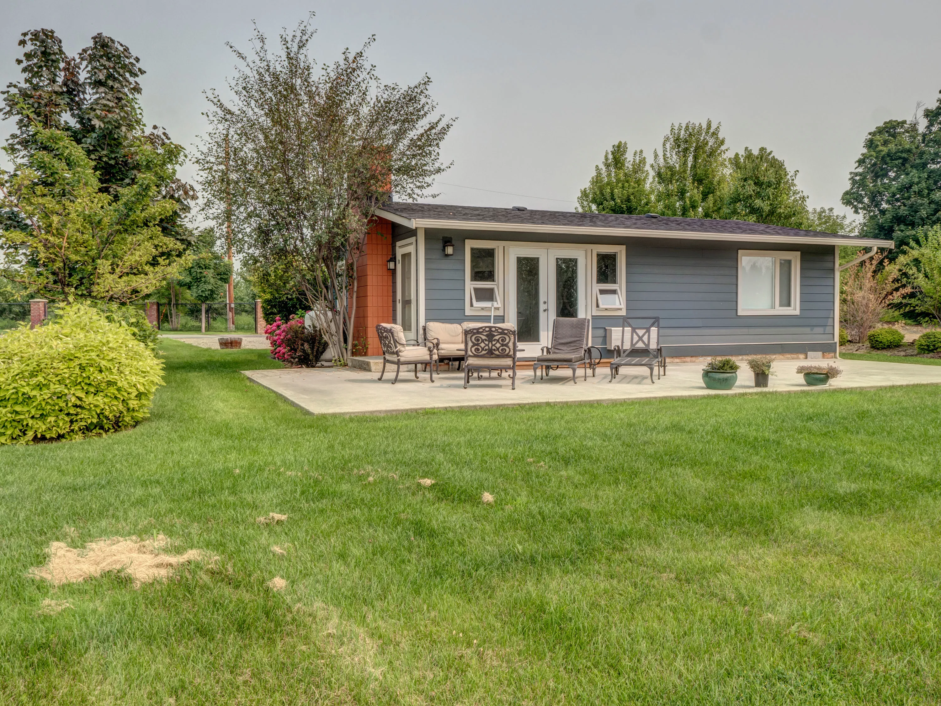2830 East Kelowna Road, Kelowna, British Columbia V1W 4H5, Canada - 2830-east-kelowna-road-east-kelowna-british-columbia-canada_31_t4nhcs