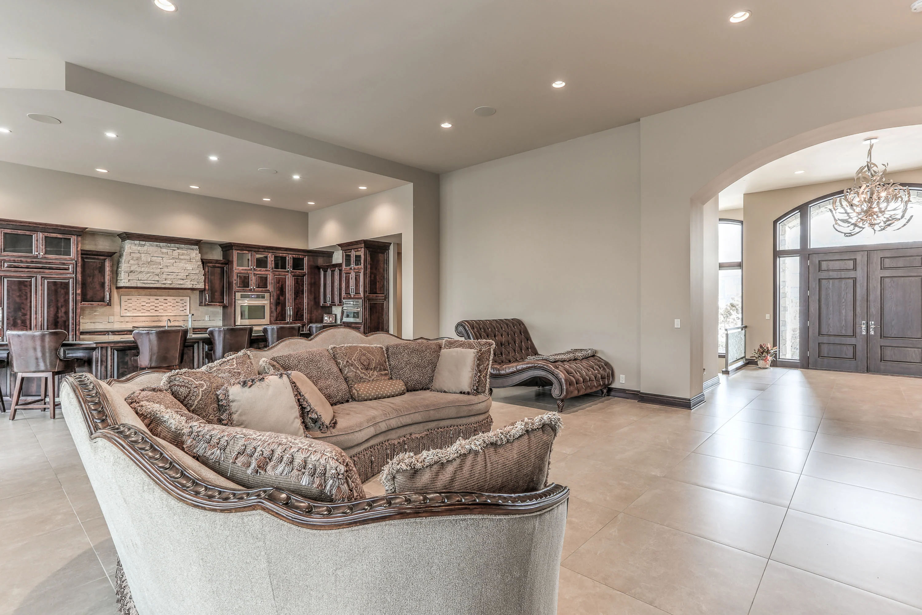 17445 Valley Drive , Omaha, Nebraska 68130 - 17445-valley-drive-omaha-nebraska06_hjwtcn