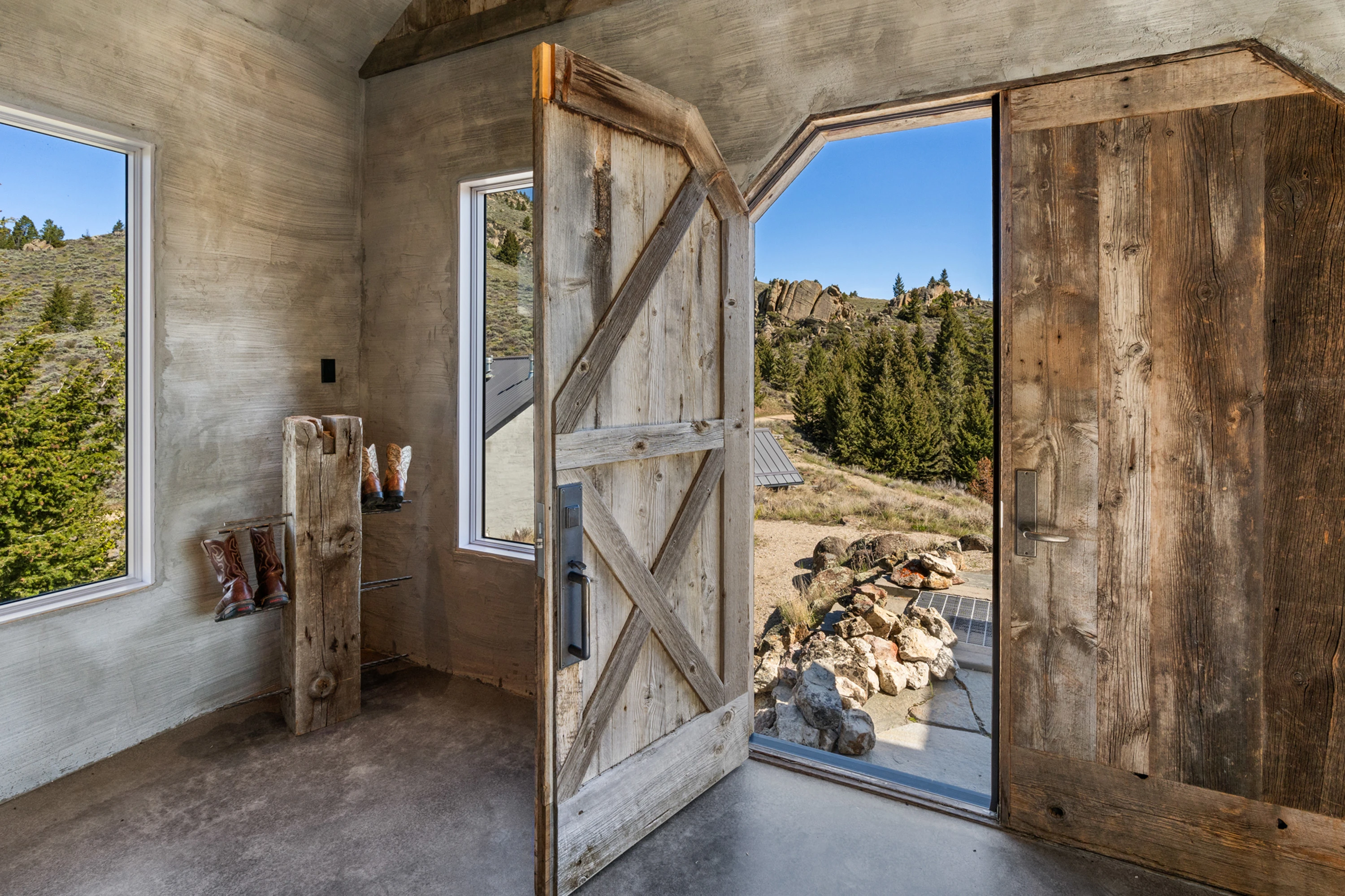 405 Swayback Rd, Mc Allister, MT 59740 Matterport Tour