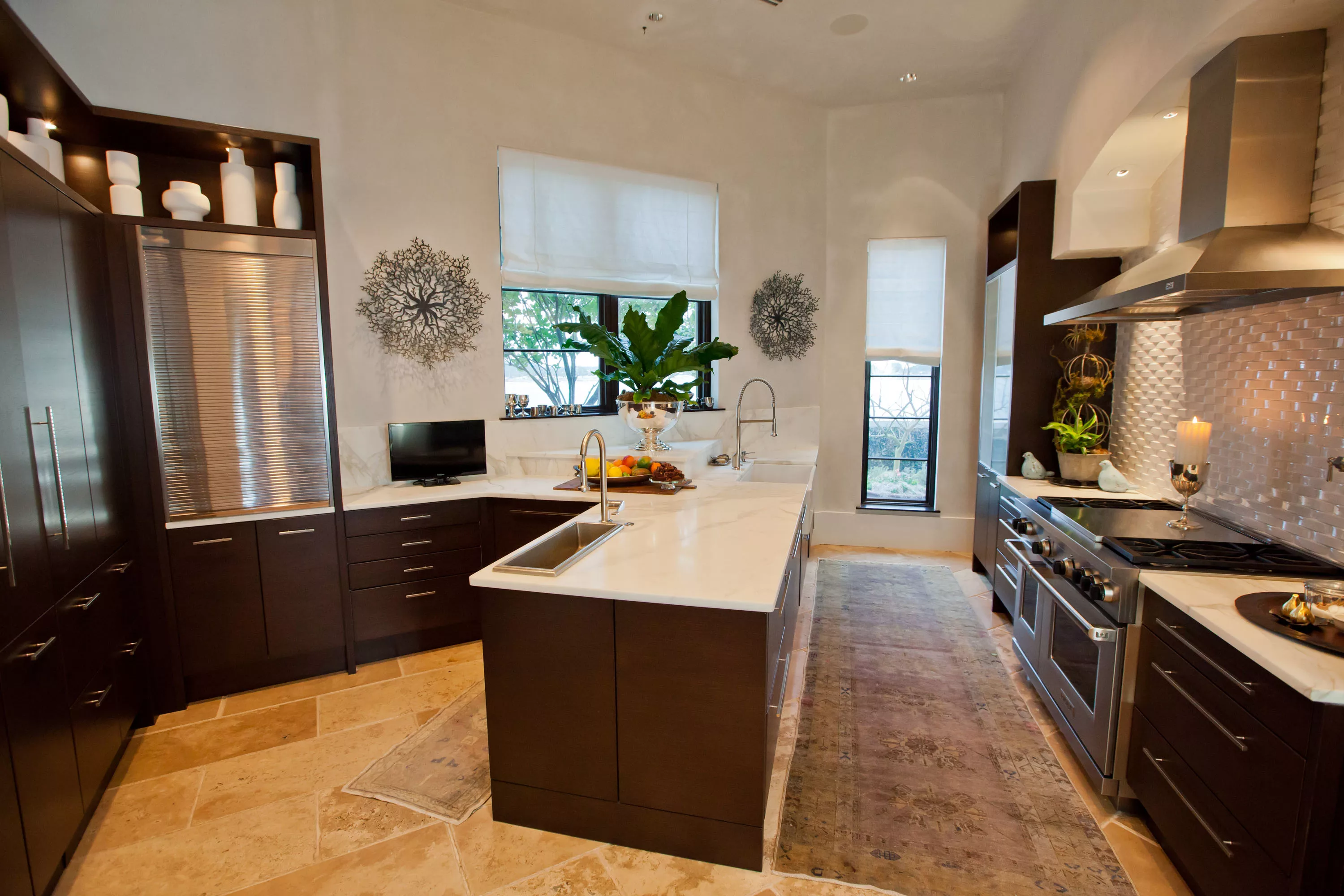 19 Wharf Ave, Emerald Coast, Florida 32502 - 19-wharf-ave-pensacola-fl-11-24-15-35-3535_vpfo7p