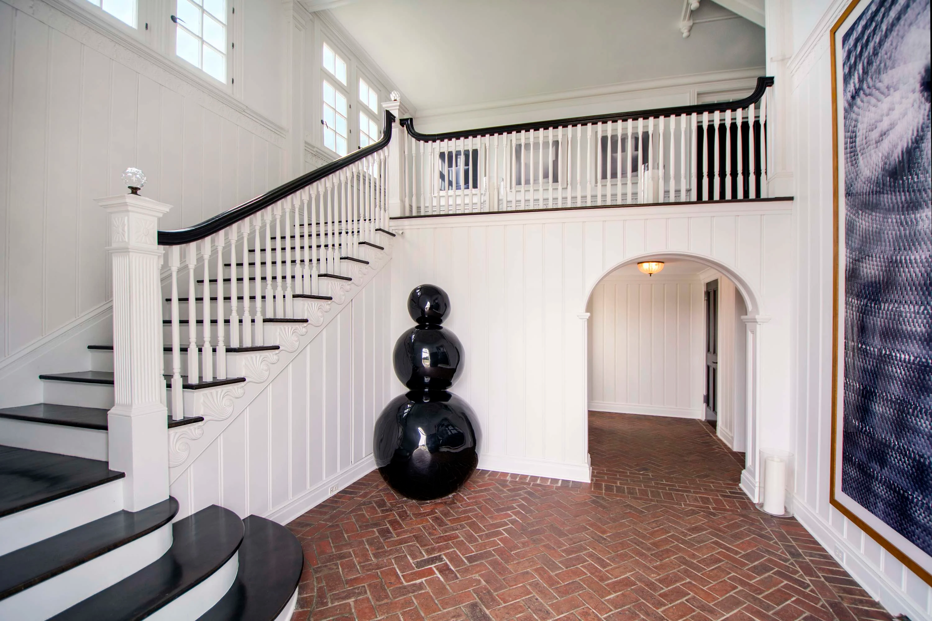 366 & 376 Gin Lane, 366 & 376 Gin Lane, Southampton, New York 11968 - 7_-_foyer_stphqc