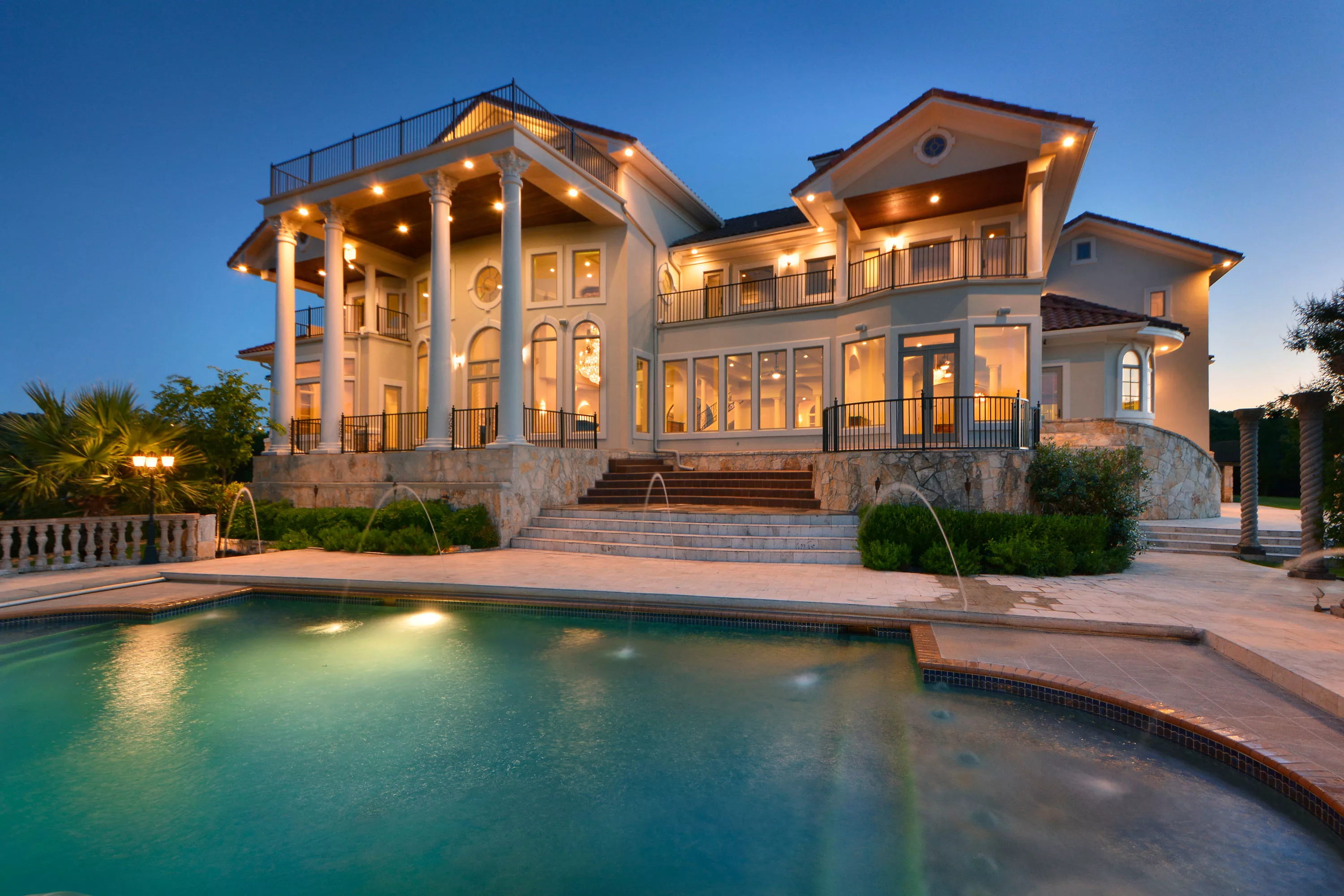 7500 Escala Dr., Austin, Texas 78735 - 7500-escala-dr-austin-tx-01-08-01-39-3939_zzeyrn