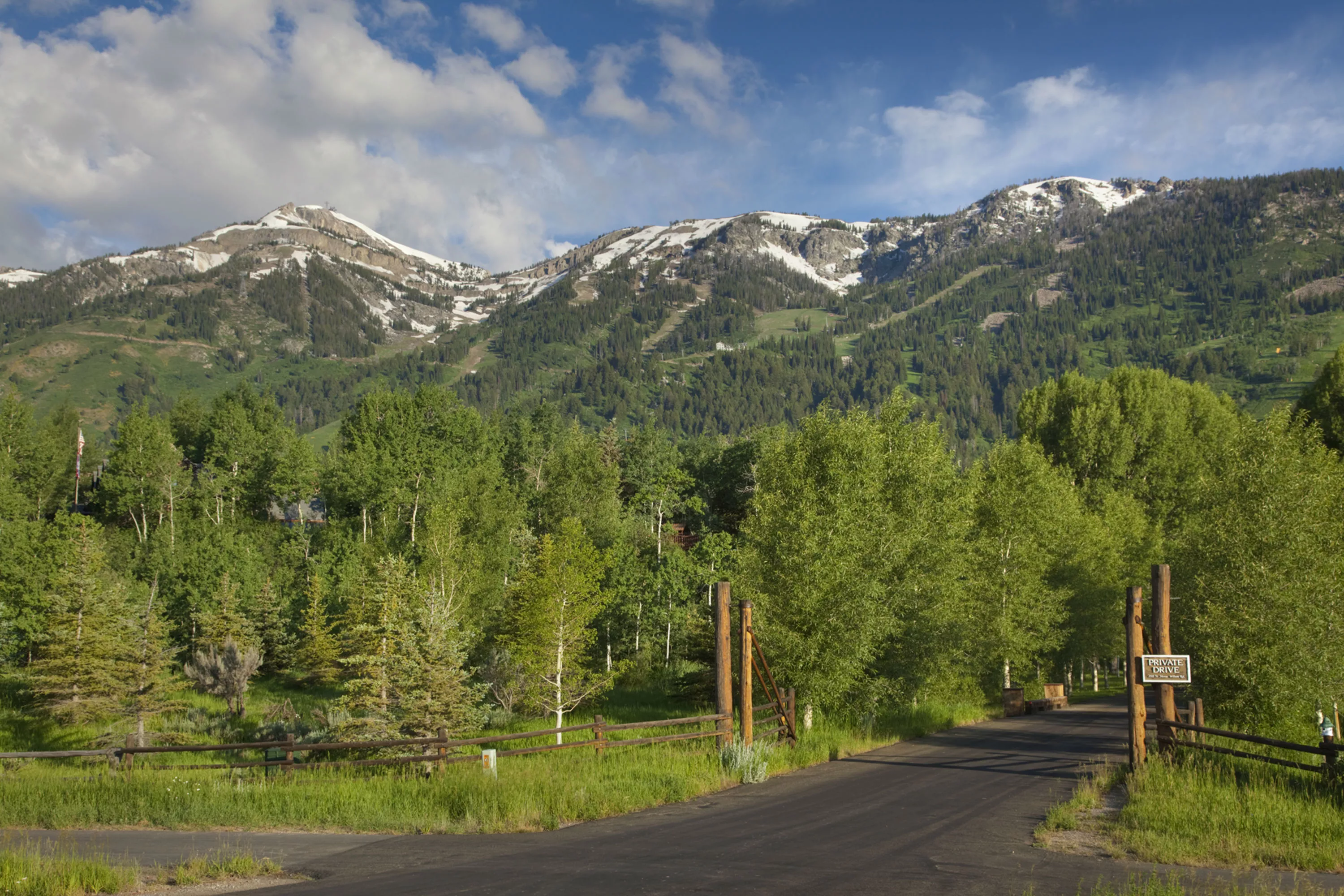 7555 Moose-Wilson Road, Jackson Hole, Wyoming 83025 - gg070811002_mtmys1