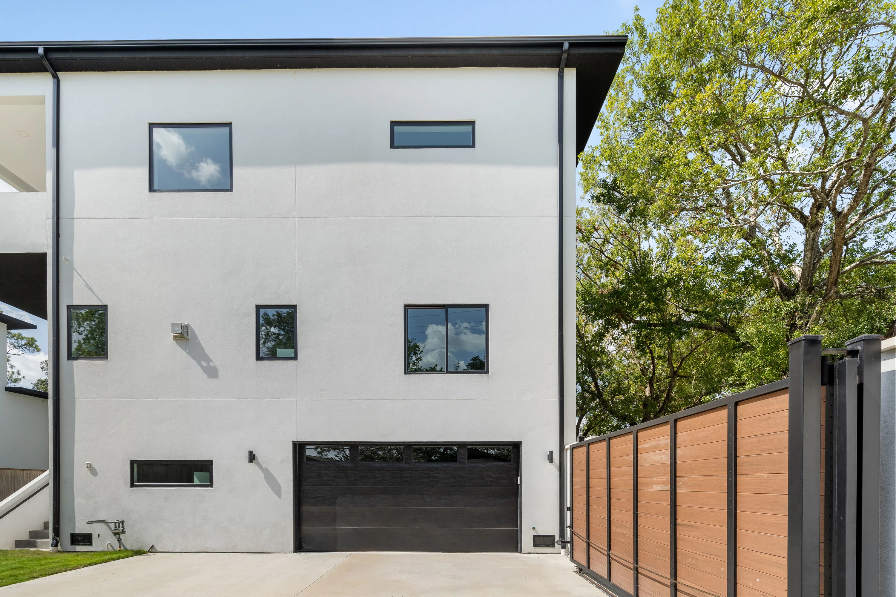 4903 Braesvalley Drive, Houston, Texas 77096 - 4903_Braesvalley_Dr_26_iqtyhi