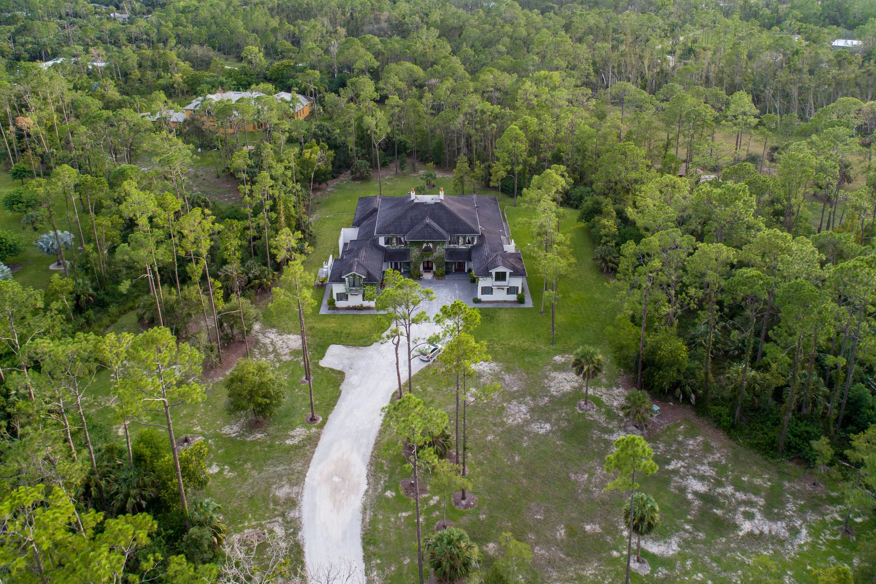 5190 Teak Wood Drive, Naples, Florida 34119 - 5190-teak-wood-drive-naples-florida16_hxuzli