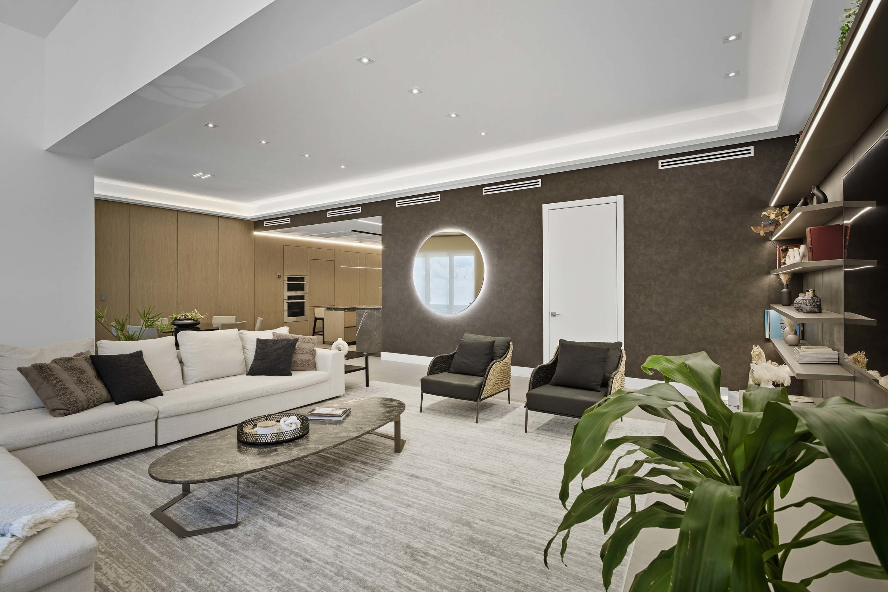 05 2301 Collins Ave Apt 1634 - Luxury Real Estate - Concierge Auctions