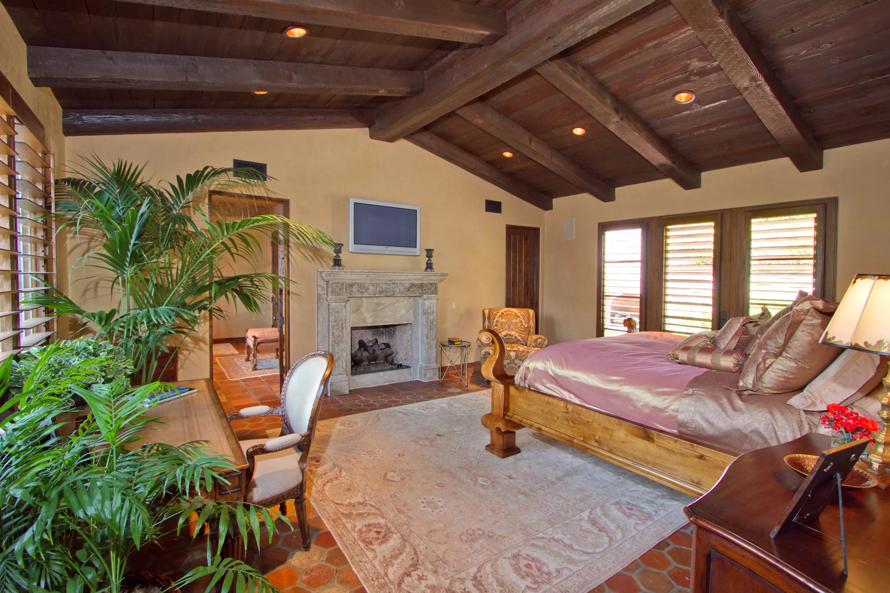 15651 Puerta Del Sol Road, Rancho Santa Fe, California 92067 - casa-del-sol-15651-puerta-del-sol-road-luxury-real-estate-16_bz9aoo