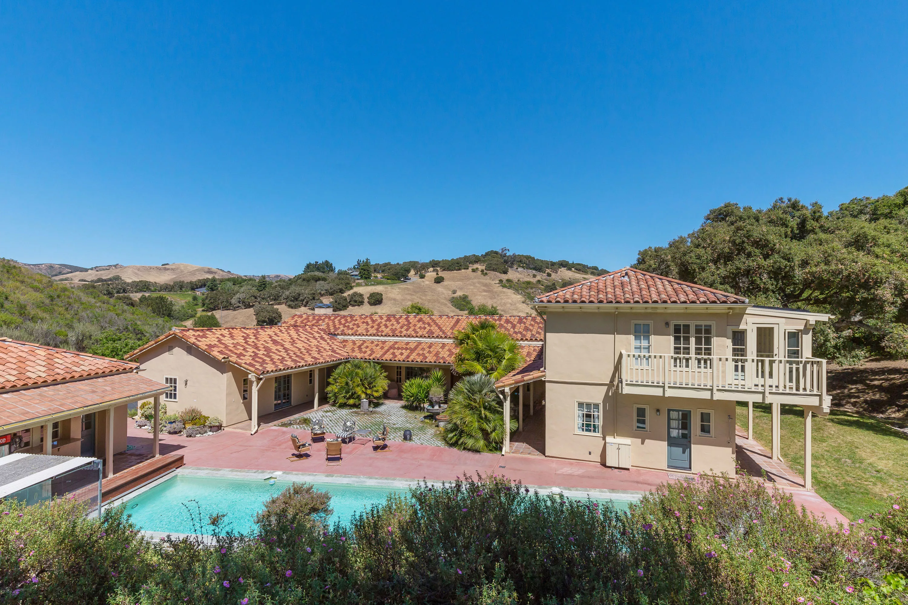 372/384 Corral De Tierra Road, Monterey, California 93908 - hidden-valley-ranch-384-corral-de-tierra-road-salinas-california19_uicrom