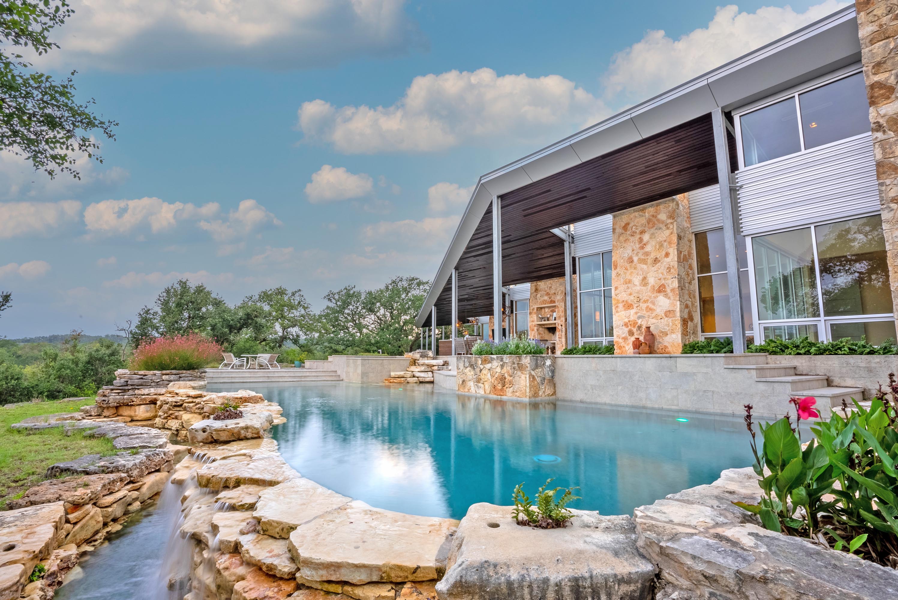 1946 Backbone Ridge, Wimberley, Texas 78666 | Concierge Auctions