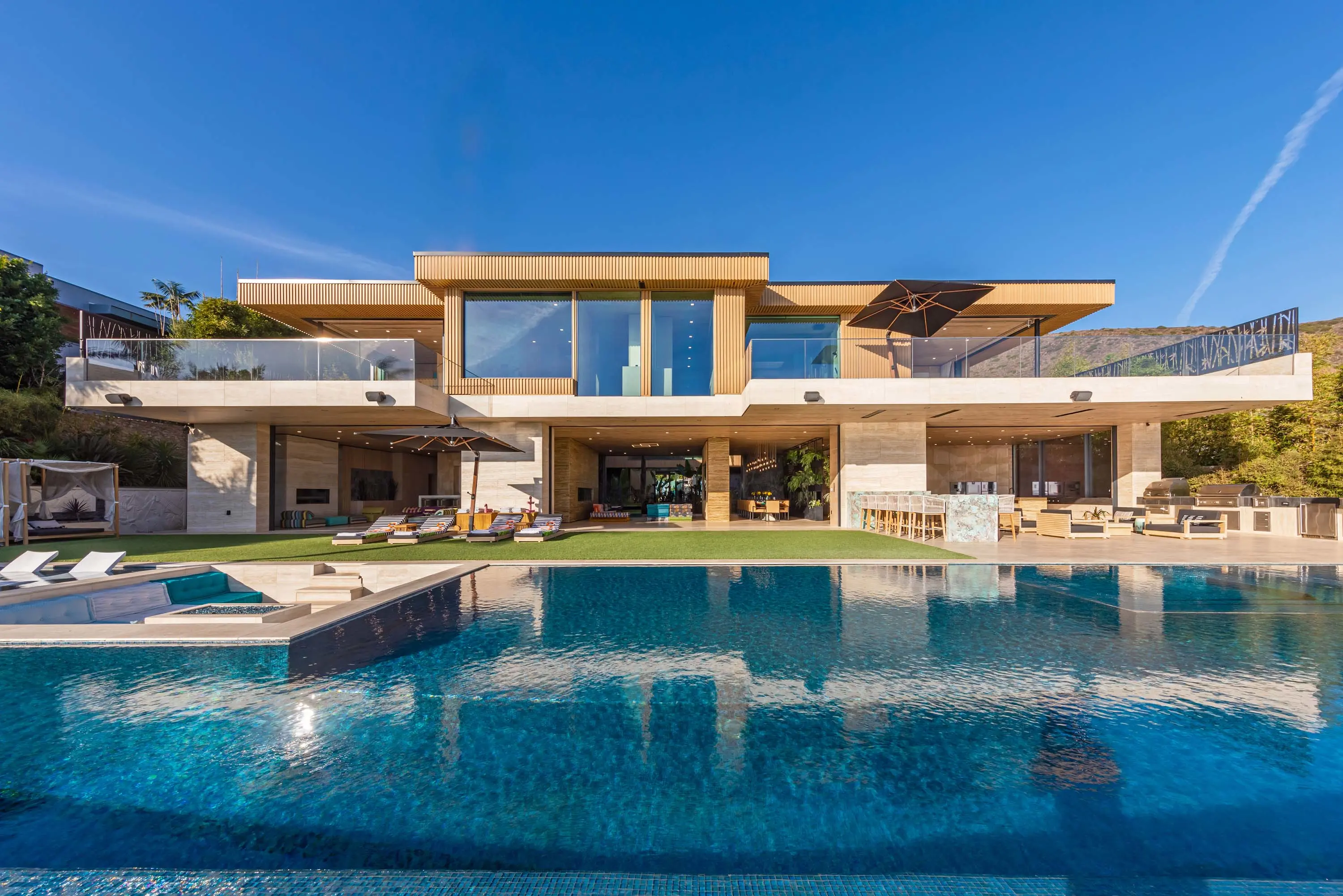 Spectacular Malibu Estate Headed To The Auction Block