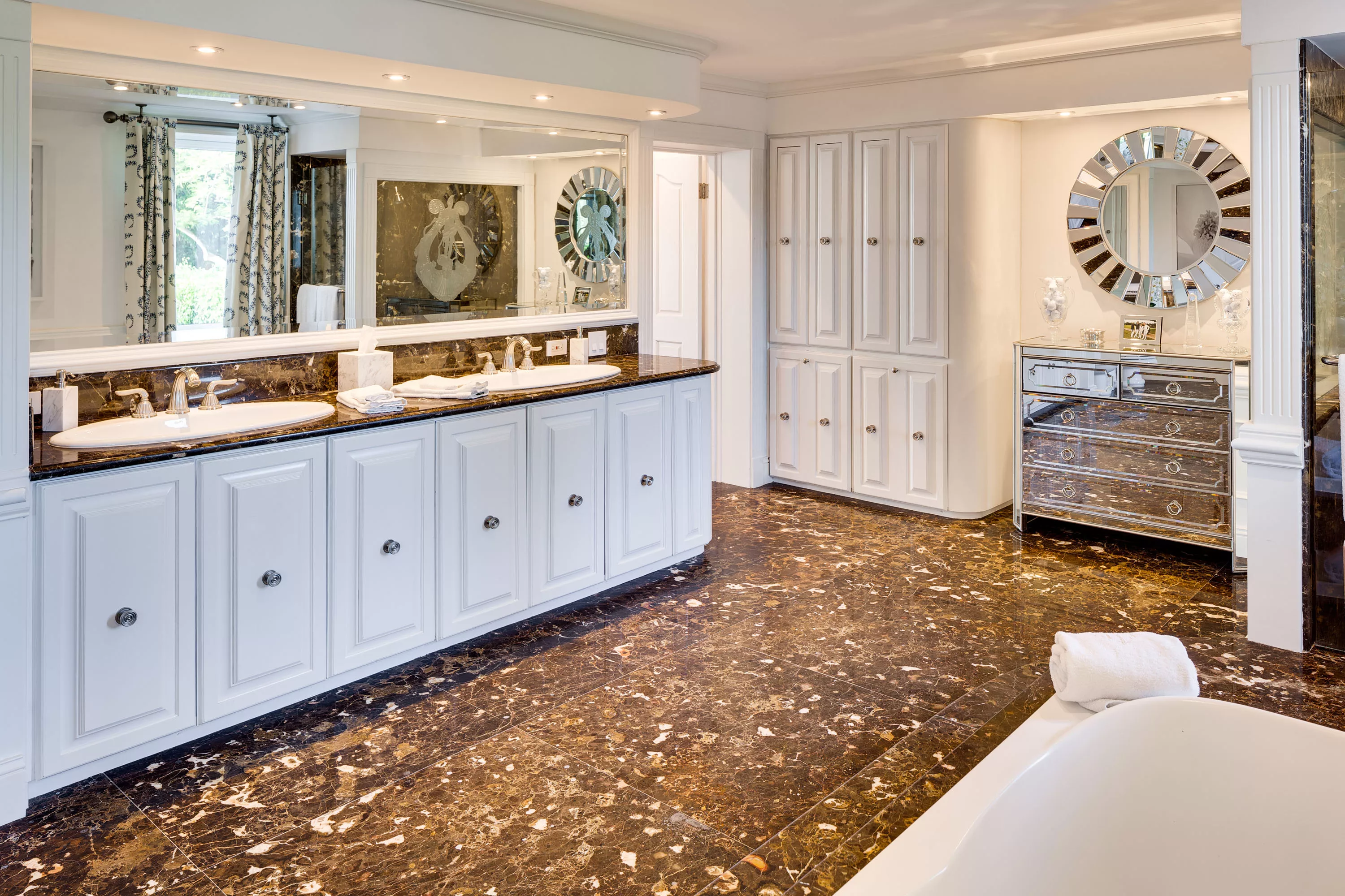 46 Star Island Drive, Miami Beach, Florida 33139 - 46-star-island-drive-miami-beach-florida29_o6zoth