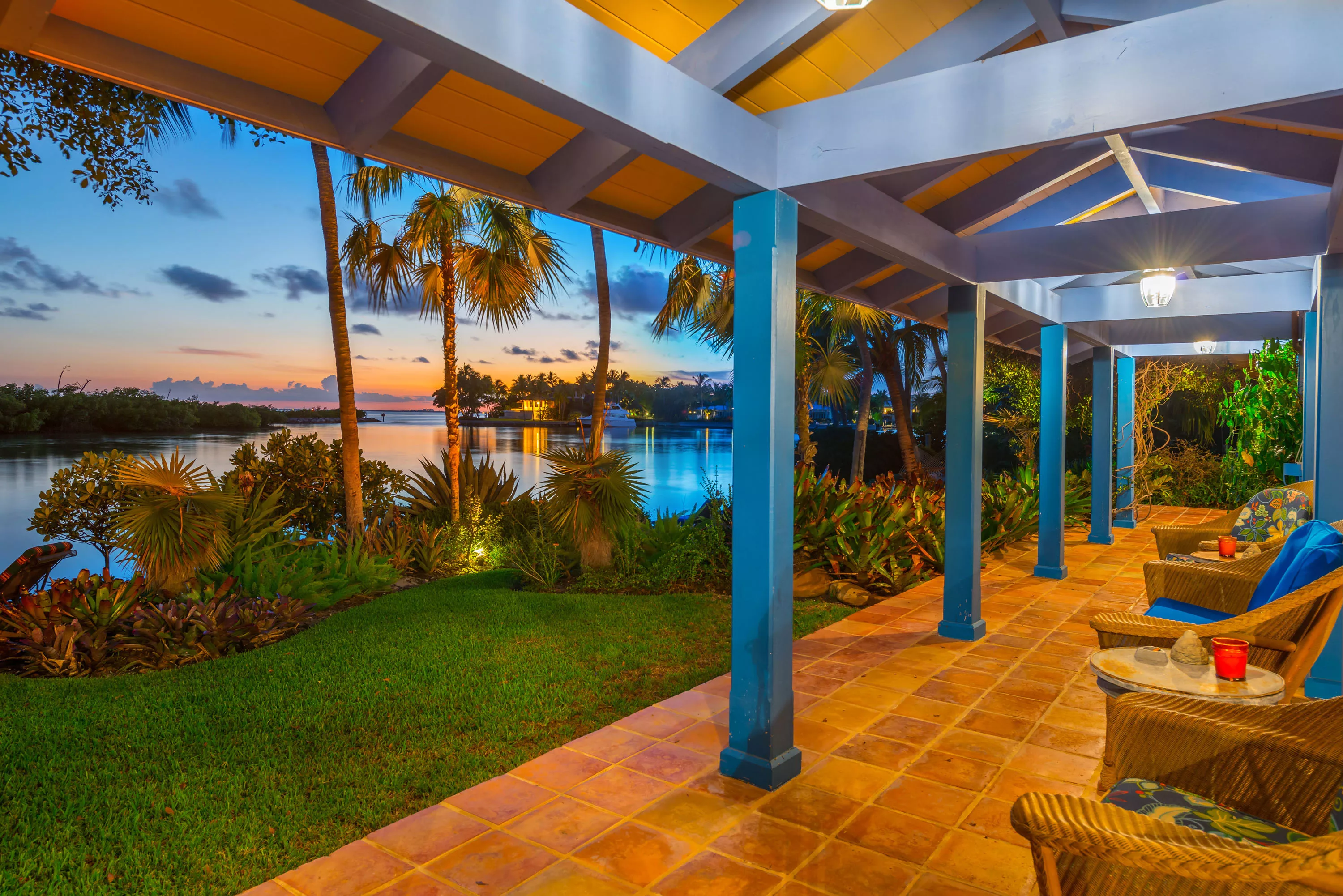 960 Harbor Drive, Key Biscayne, Florida 33149 - 960-harbor-drive-key-biscayne-florida54_hm5vve