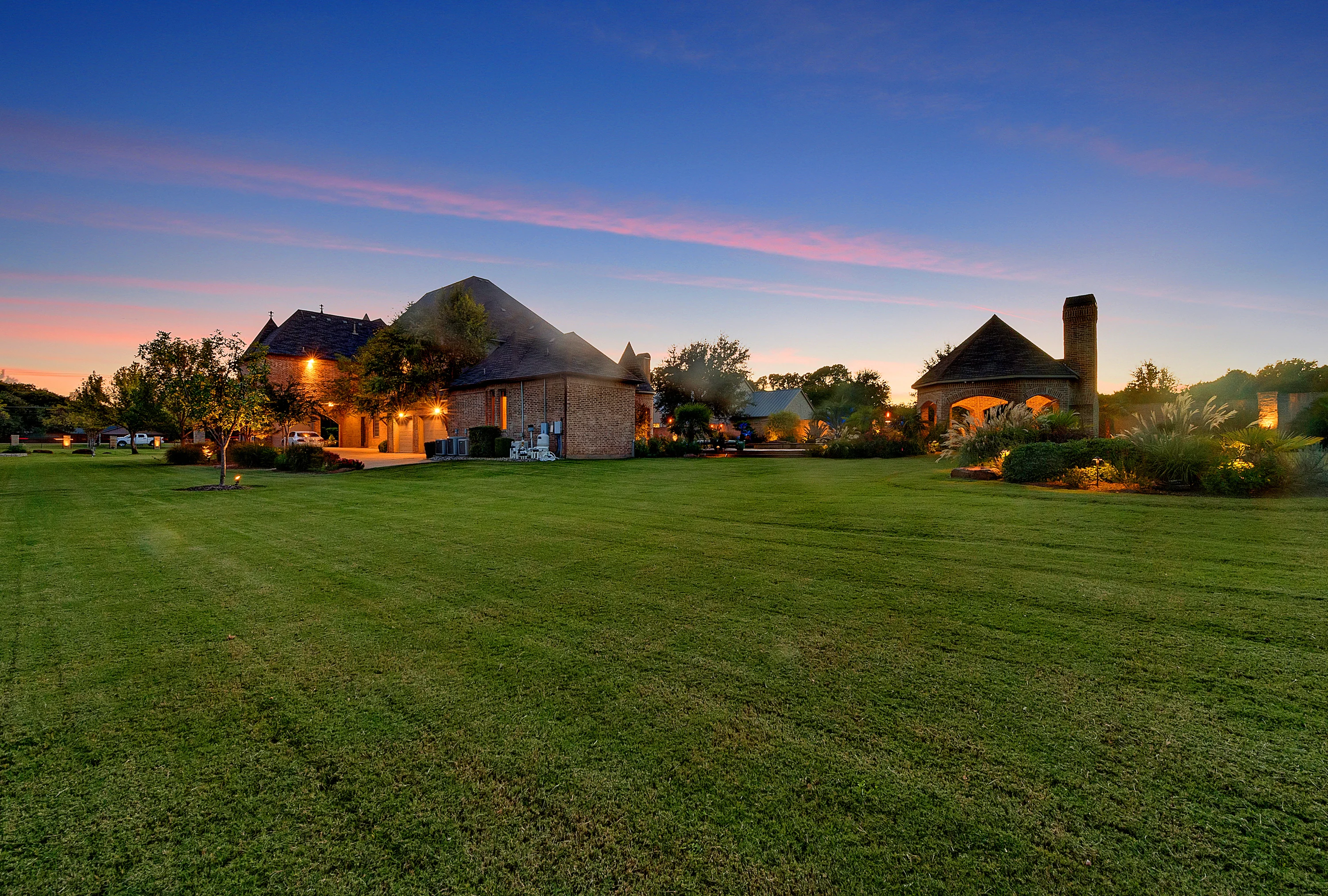 2404 Glade Road, Colleyville, Texas  - 2404-glad-road-colleyville-texas35_lf7gor