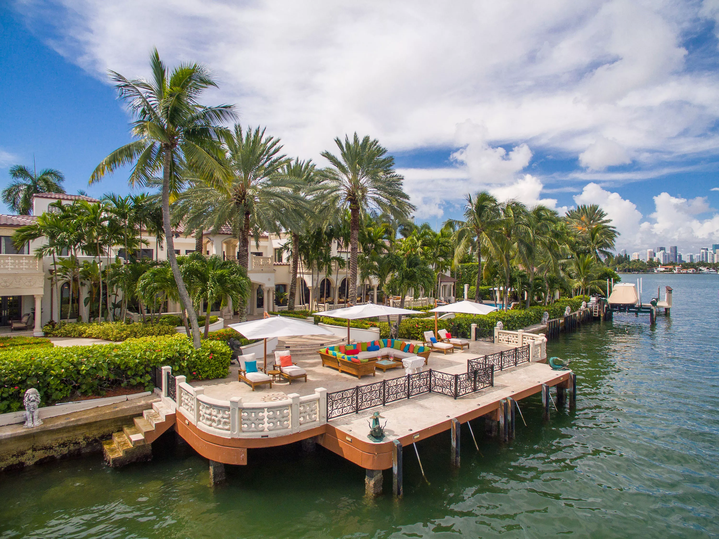 46 Star Island Drive, Miami Beach, Florida 33139 - 46-star-island-drive-miami-beach-florida41_myhkxw