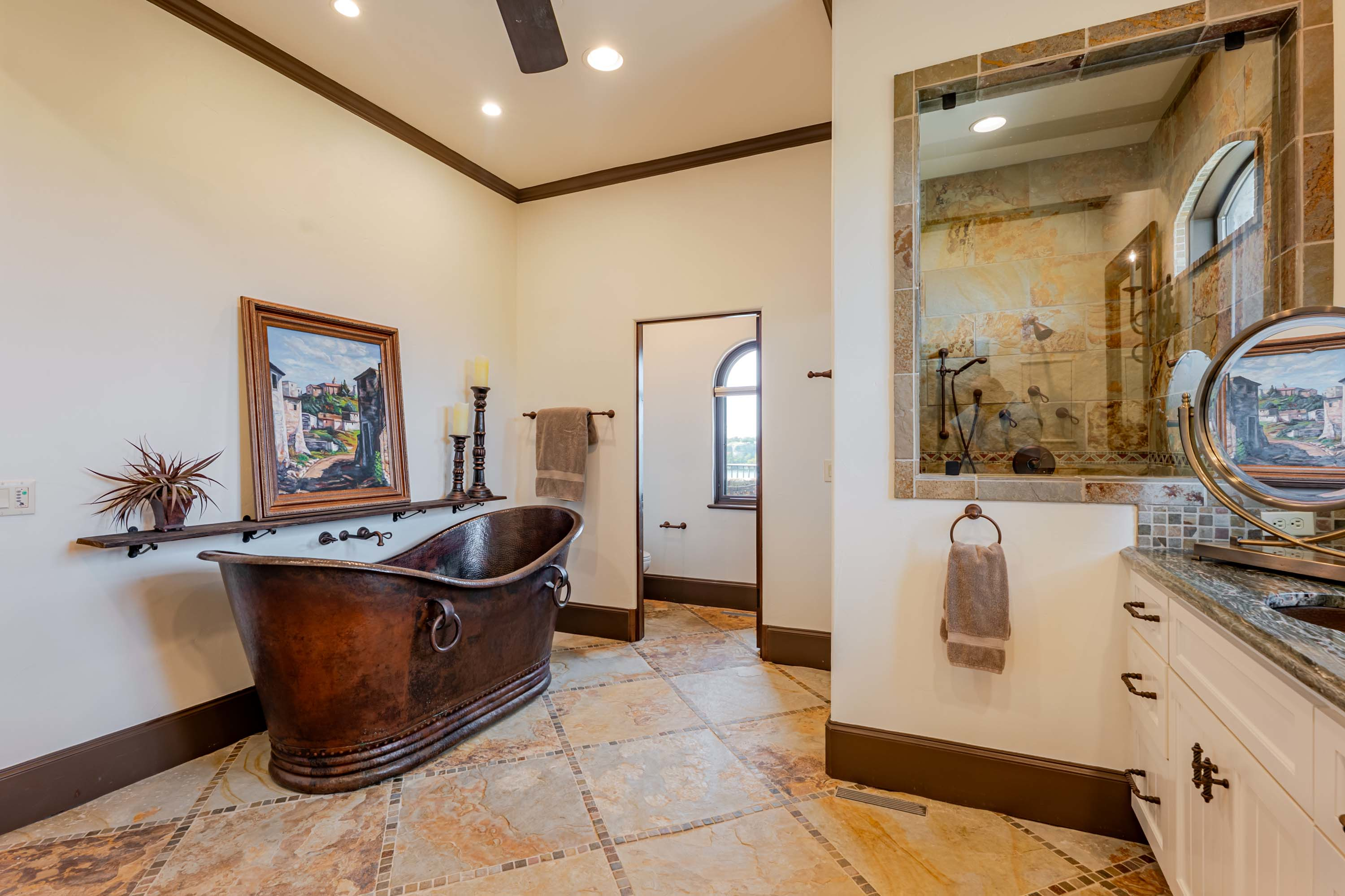 5.3 1011 Lakeview Point Drive - Luxury Real Estate - Concierge Auctions