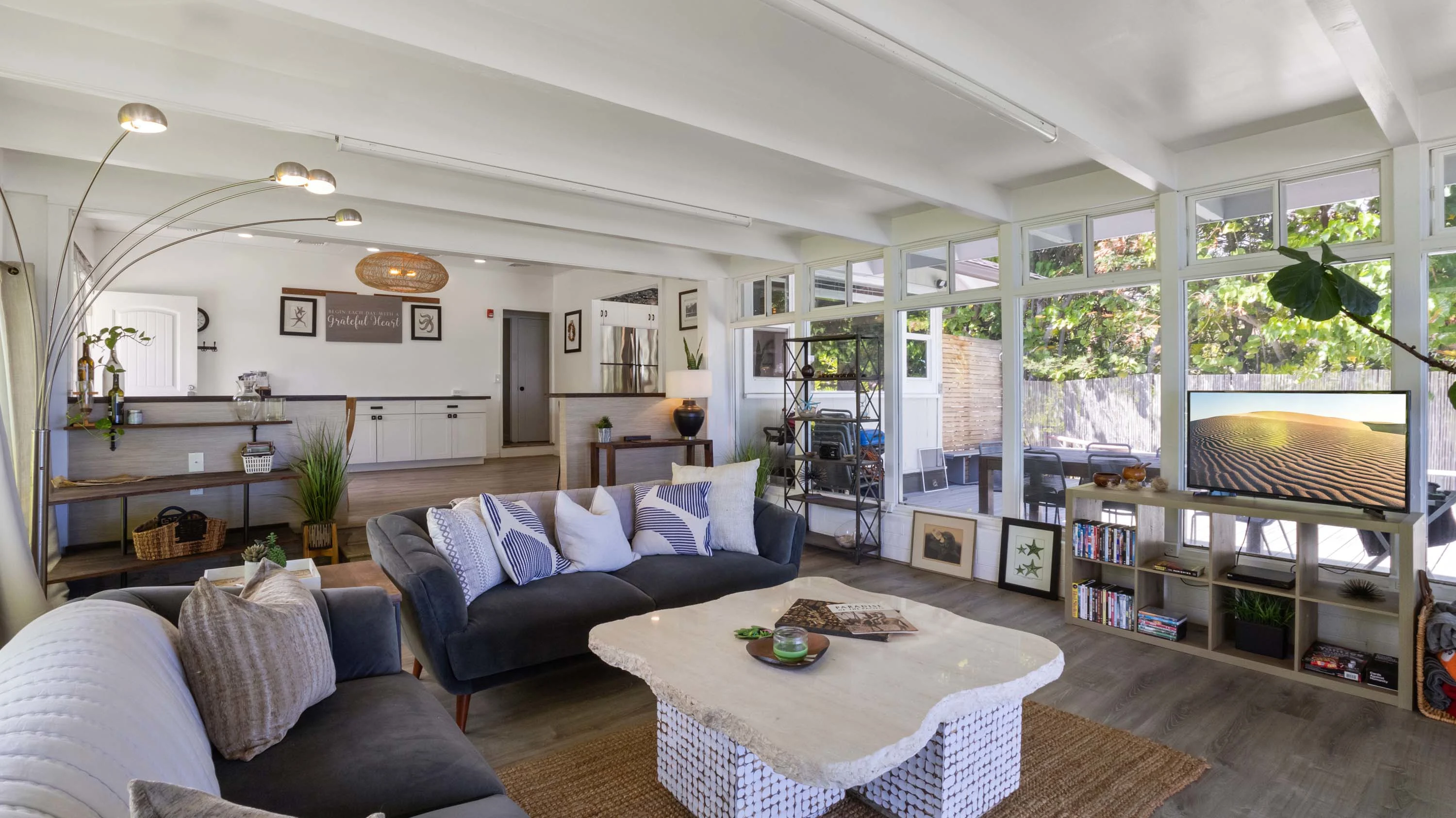 Simpson Manor | 5257 Kalanianaole Highway, Honolulu, Hawaii 96821 - 10_-_5_img_4633_mbfqnq