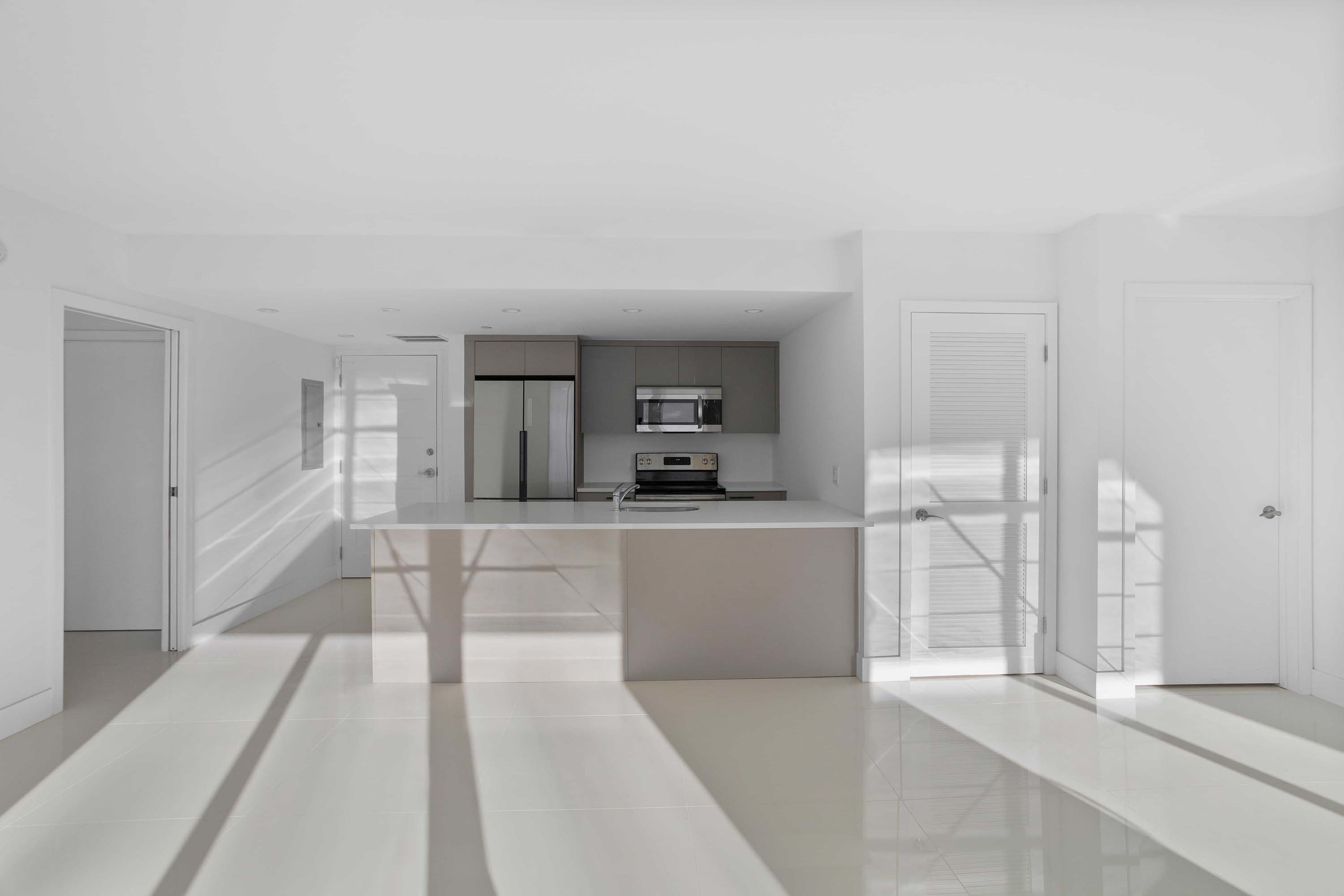 07 Unit 402 1150 101st Street - Luxury Real Estate - Concierge Auctions