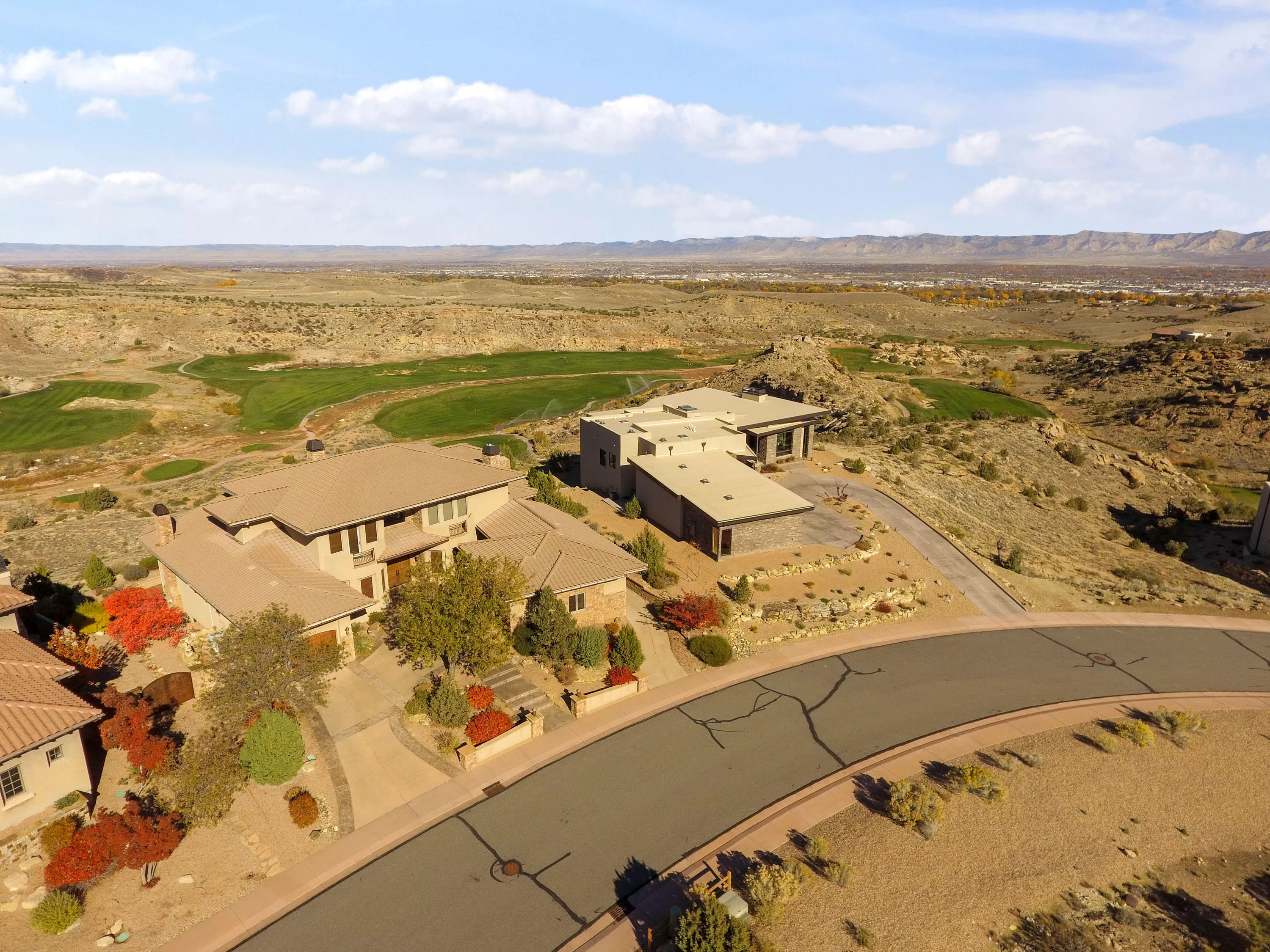 332 Red Ridge Court, Grand Junction, Colorado 81505 - 332_Red_Ridge_Court03_k25xfw