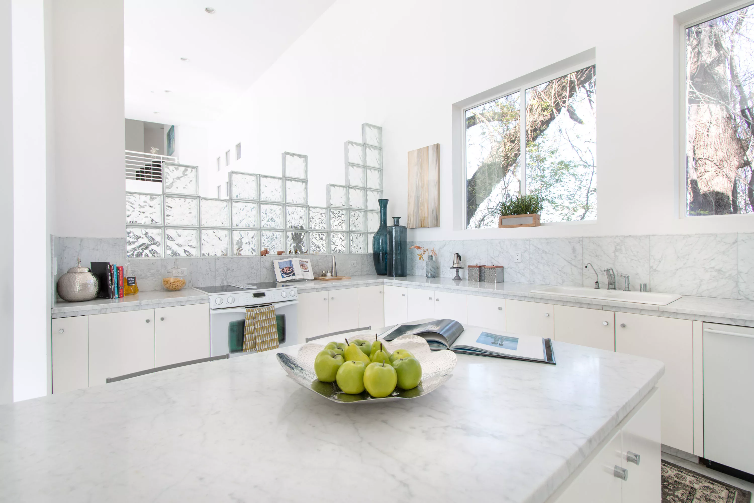 6301 Garden Highway, Sacramento, California 95837 - garden_highway_14_he1u3x